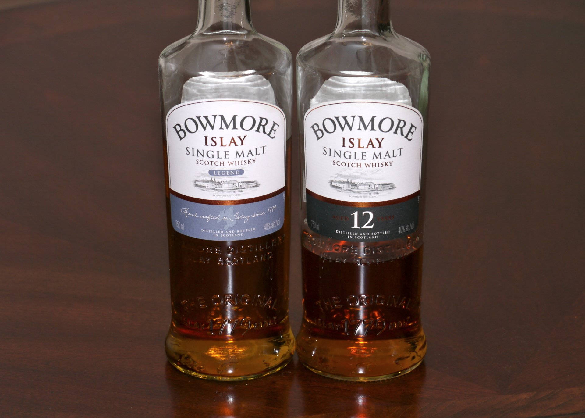 Bowmorelegend Single Malt E Whisky Di 12 Anni Sfondo