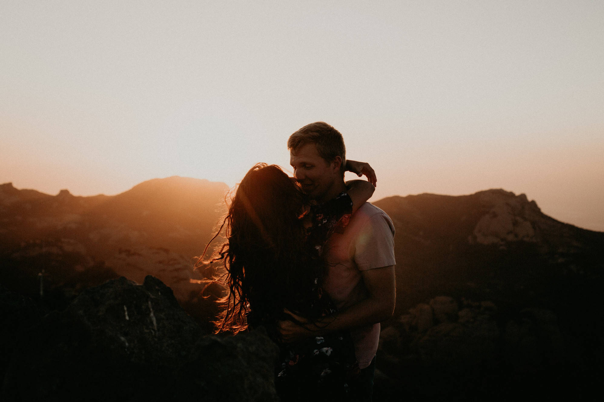 Boyfriend And Girlfriend Hugging And Mountains Wallpaper