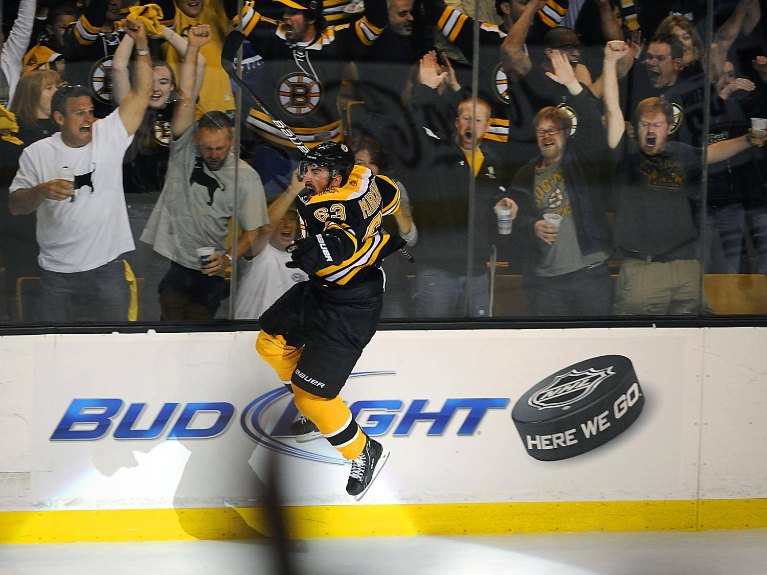 Brad Marchand Celebrating With The Crowd Wallpaper