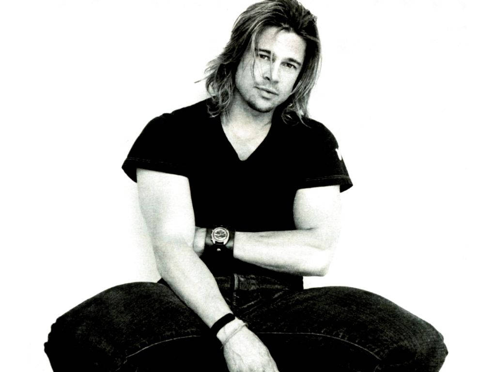 Brad Pitt sporting long hair Wallpaper
