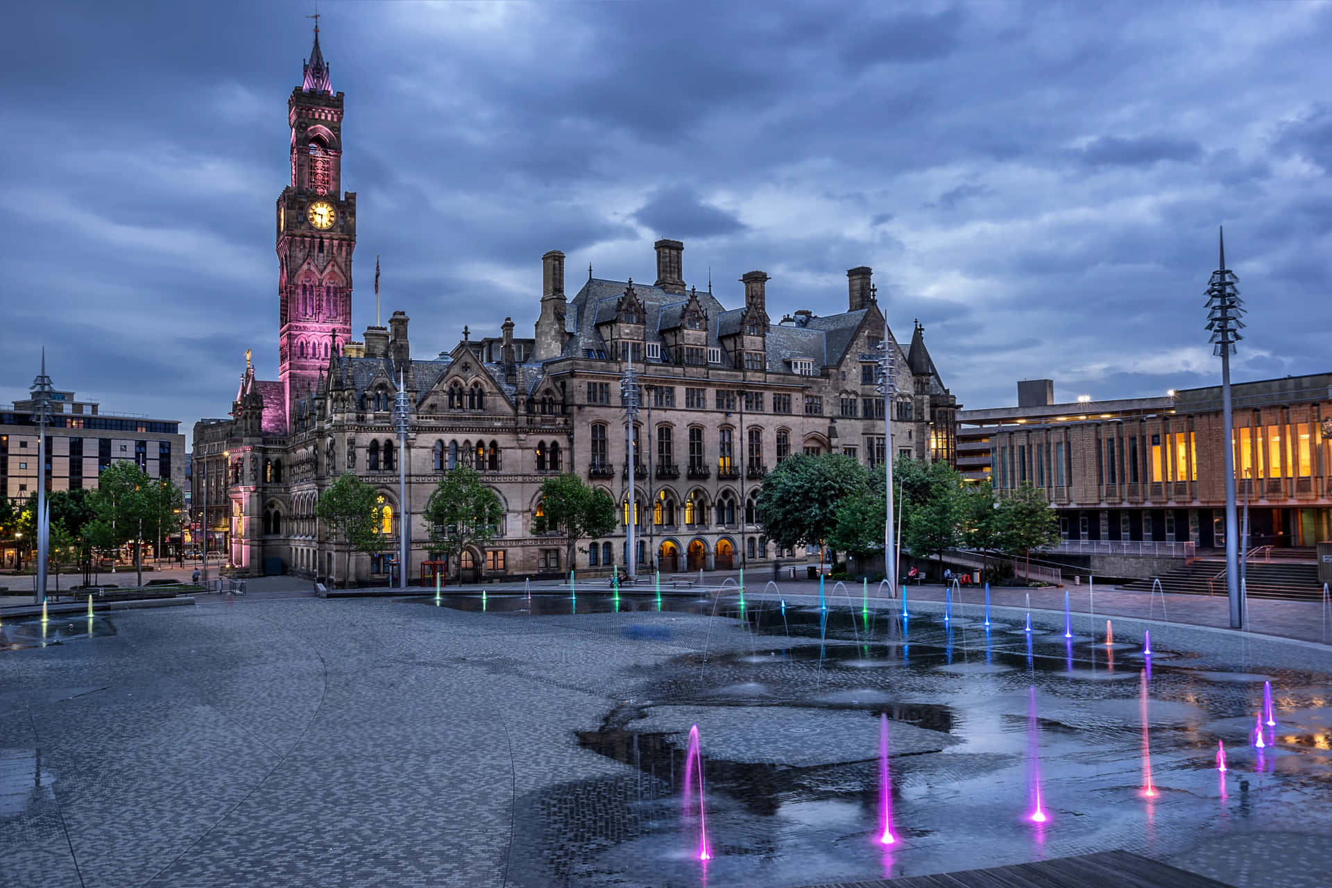 Bradford City Hall Dusk View Wallpaper