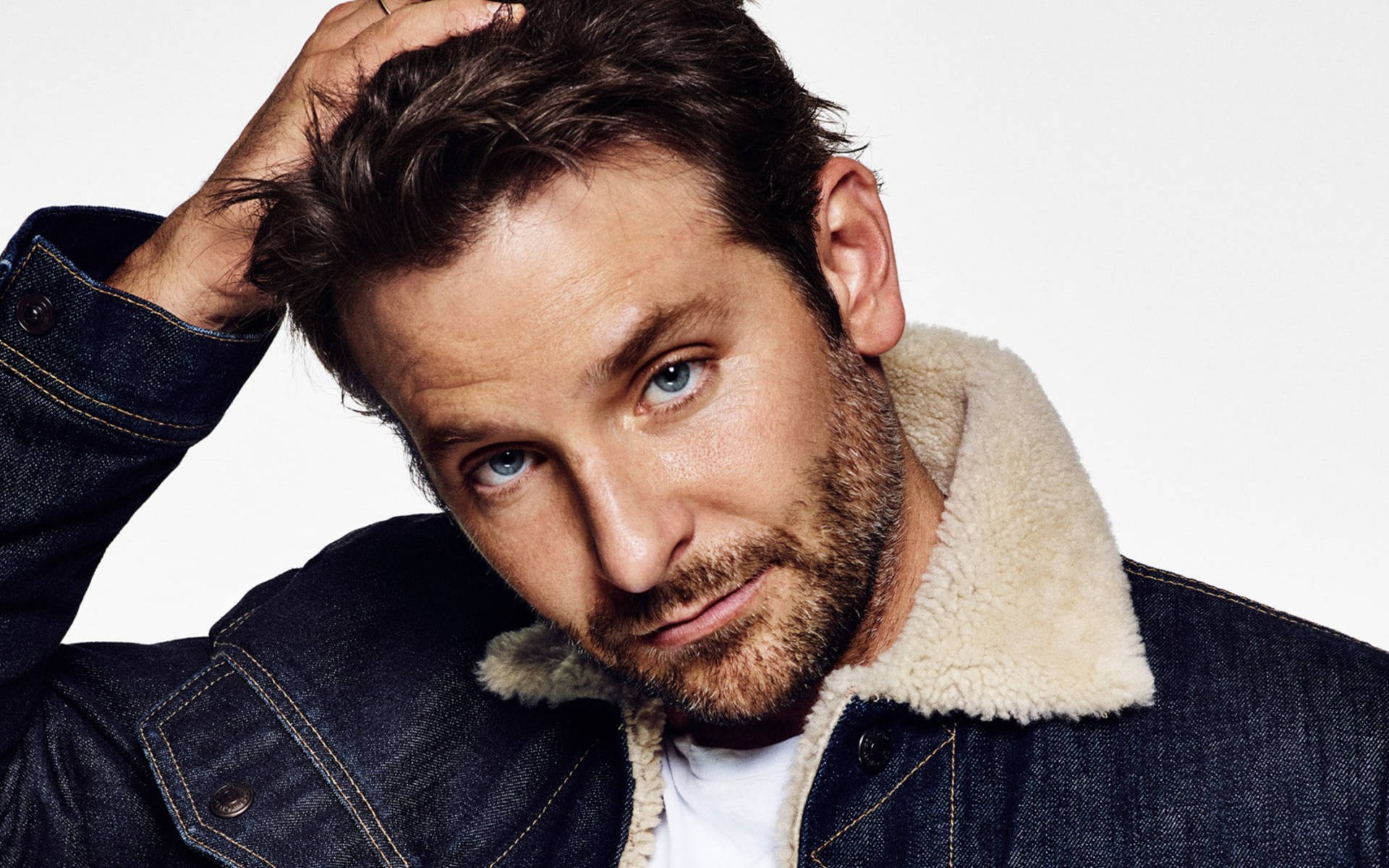 Bradley Cooper Blue Denim Jacket Wallpaper