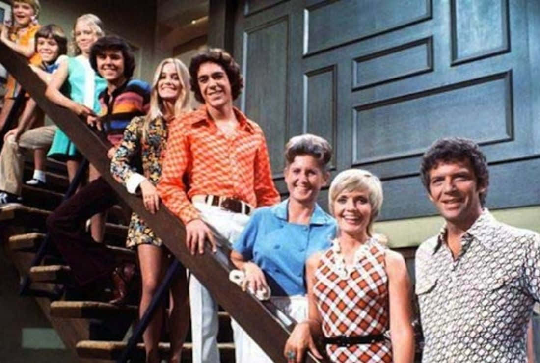 The Iconic Brady Bunch Family Wallpaper