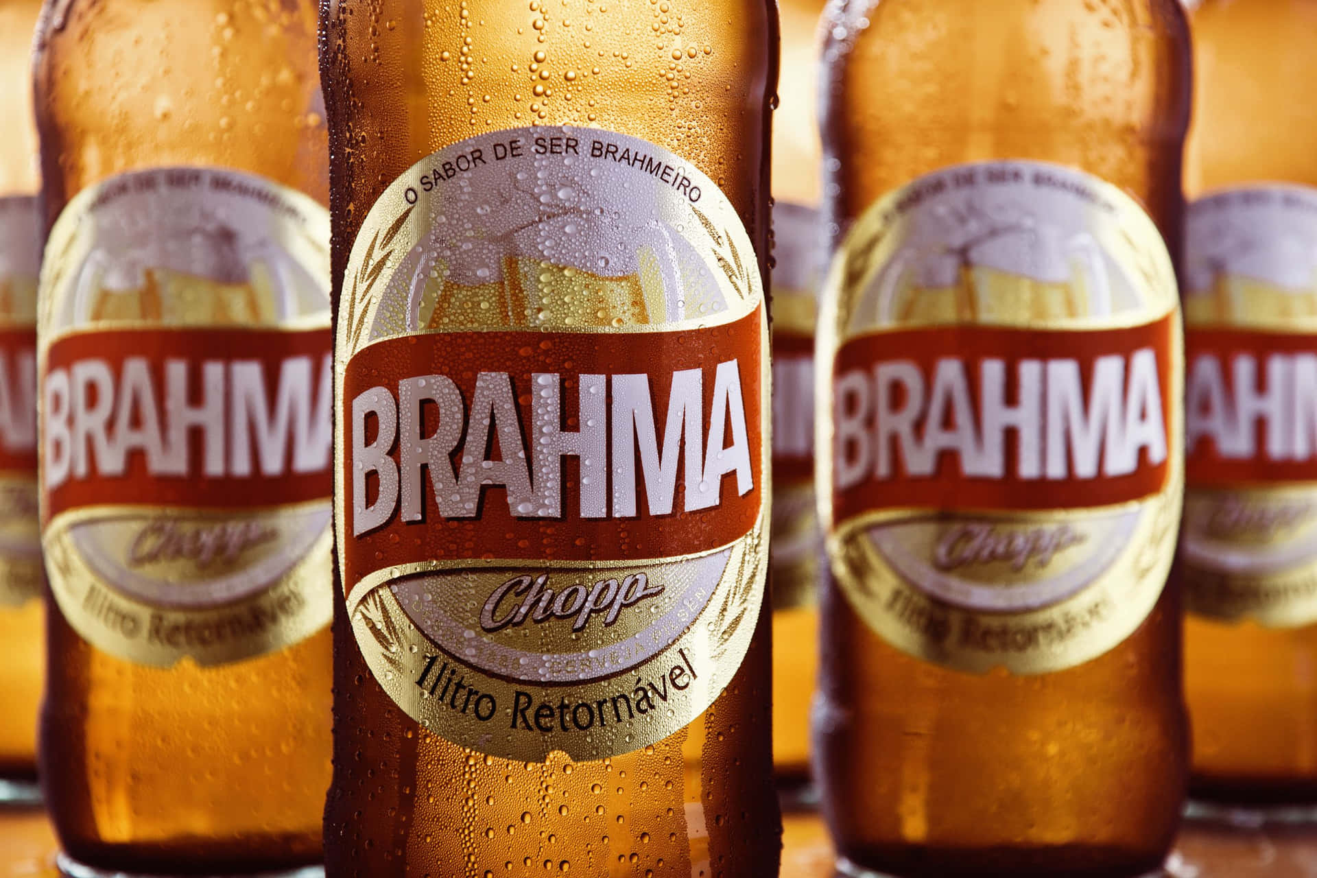 Botellasde Cerveza Brahma Chopp Pilsen, Primer Plano. Fondo de pantalla