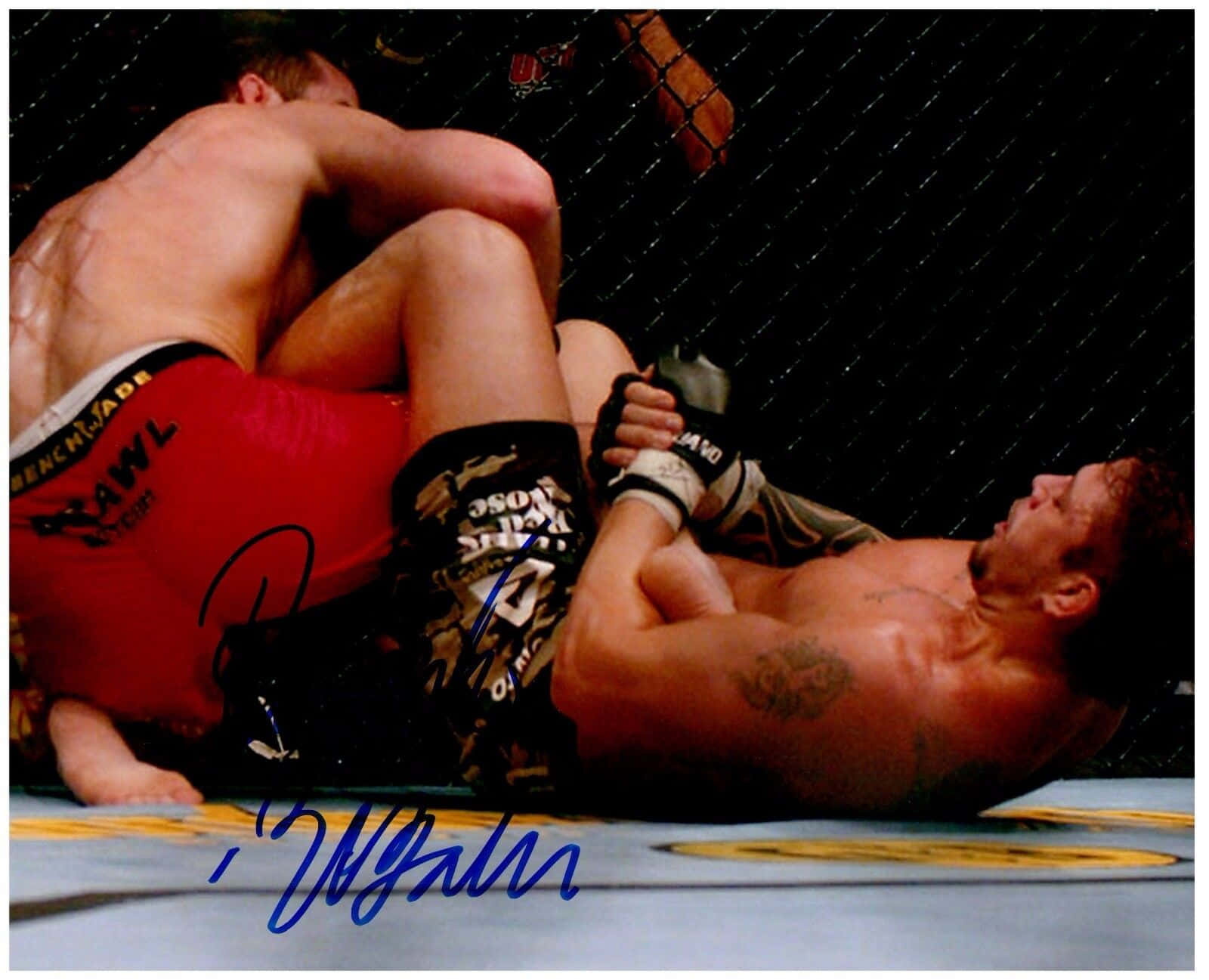 Brasiliansk MMA og UFC kæmper Renato Sobral signeret autograf bredskærmsmotiv. Wallpaper