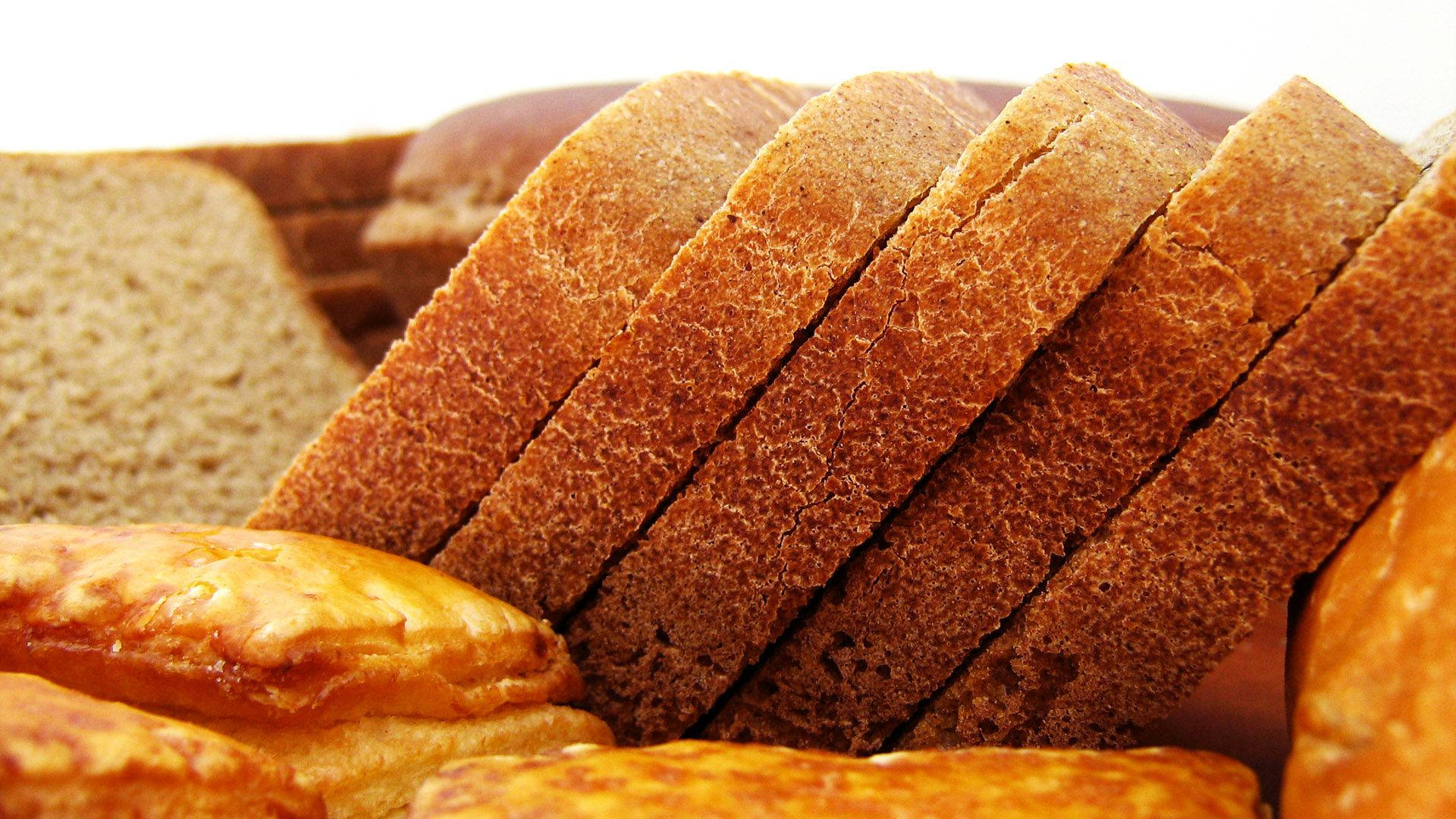 Bread Loaf Slices Wallpaper
