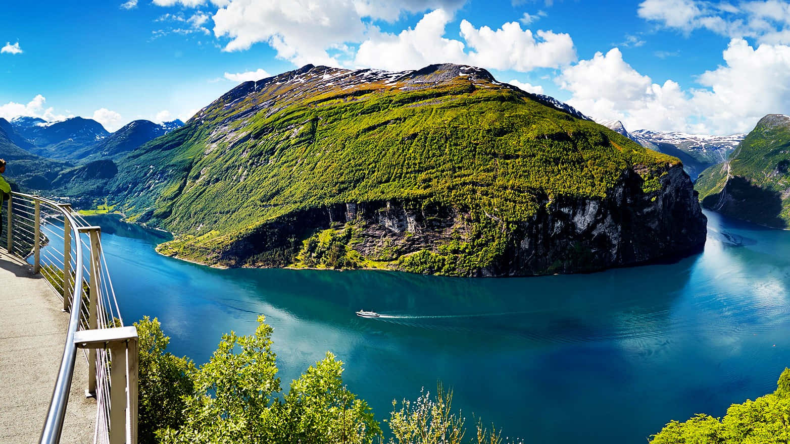 Breathtaking_ Fjord_ Viewpoint Wallpaper