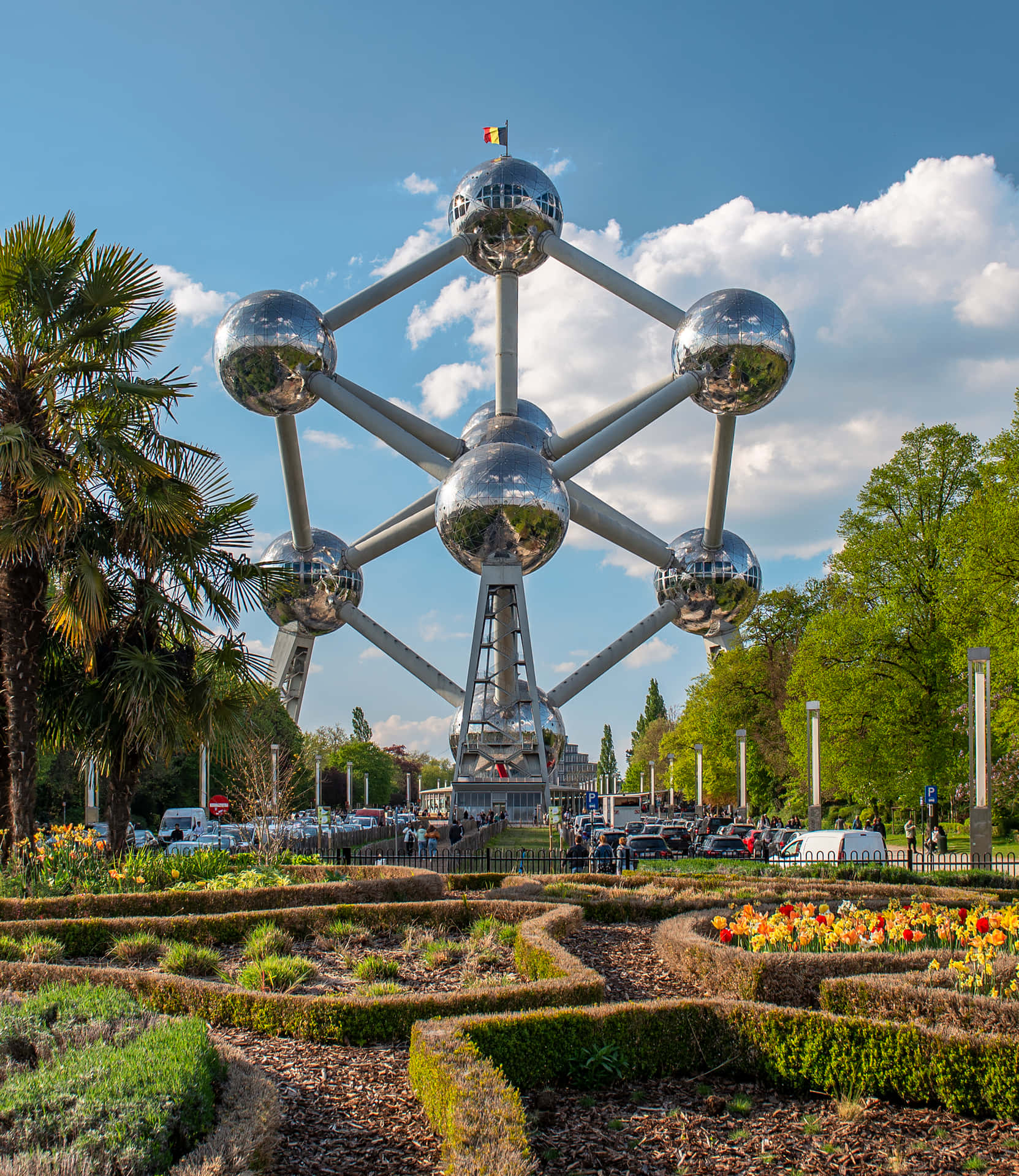 Breathtaking Sunset View Of The Iconic Atomium Structure In Brussels Wallpaper