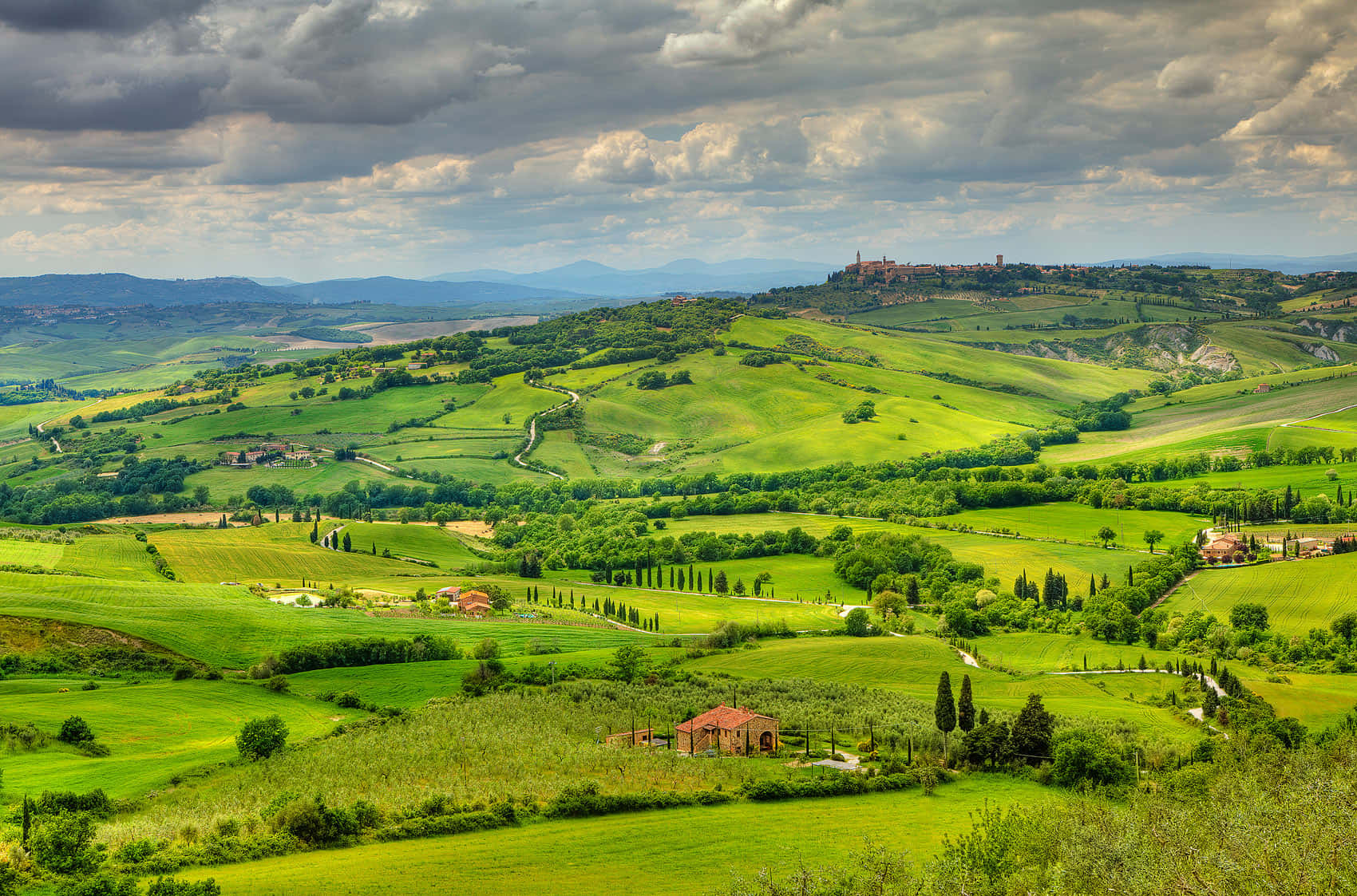 Breathtaking Val D’orcia Pienza Landscape Wallpaper