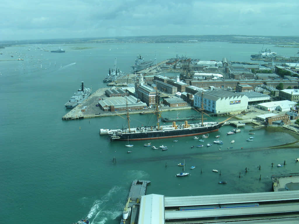 Breathtaking View Of Portsmouth, Uk Wallpaper