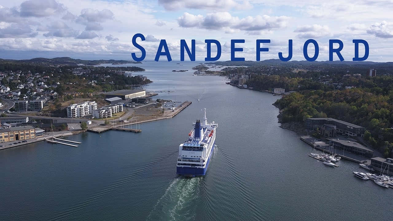 Fantastisk Utsikt Over Havnen I Sandefjord, Norge Bakgrunnsbildet