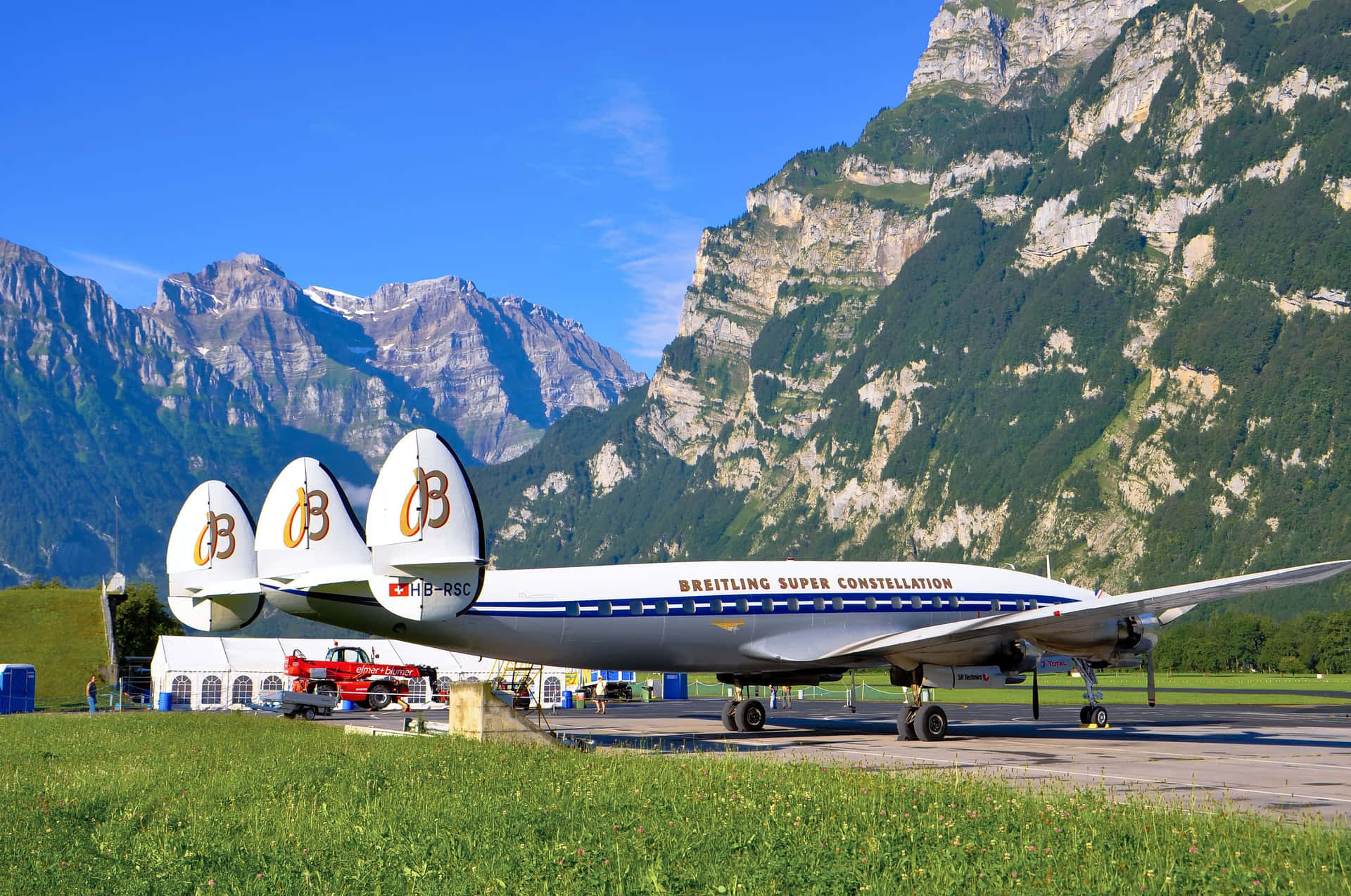 Breitling Super Constellation Aircraft Glarus Switzerland Wallpaper