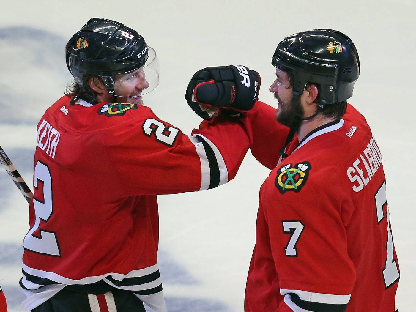 Brent Seabrook Duncan Keith Holding Hands Wallpaper