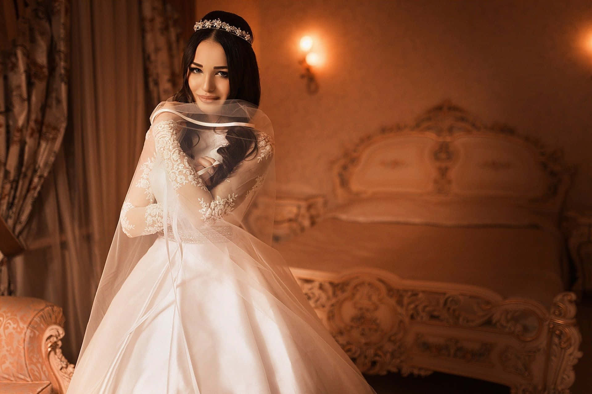 #Elegant Bride in White Wedding Dress