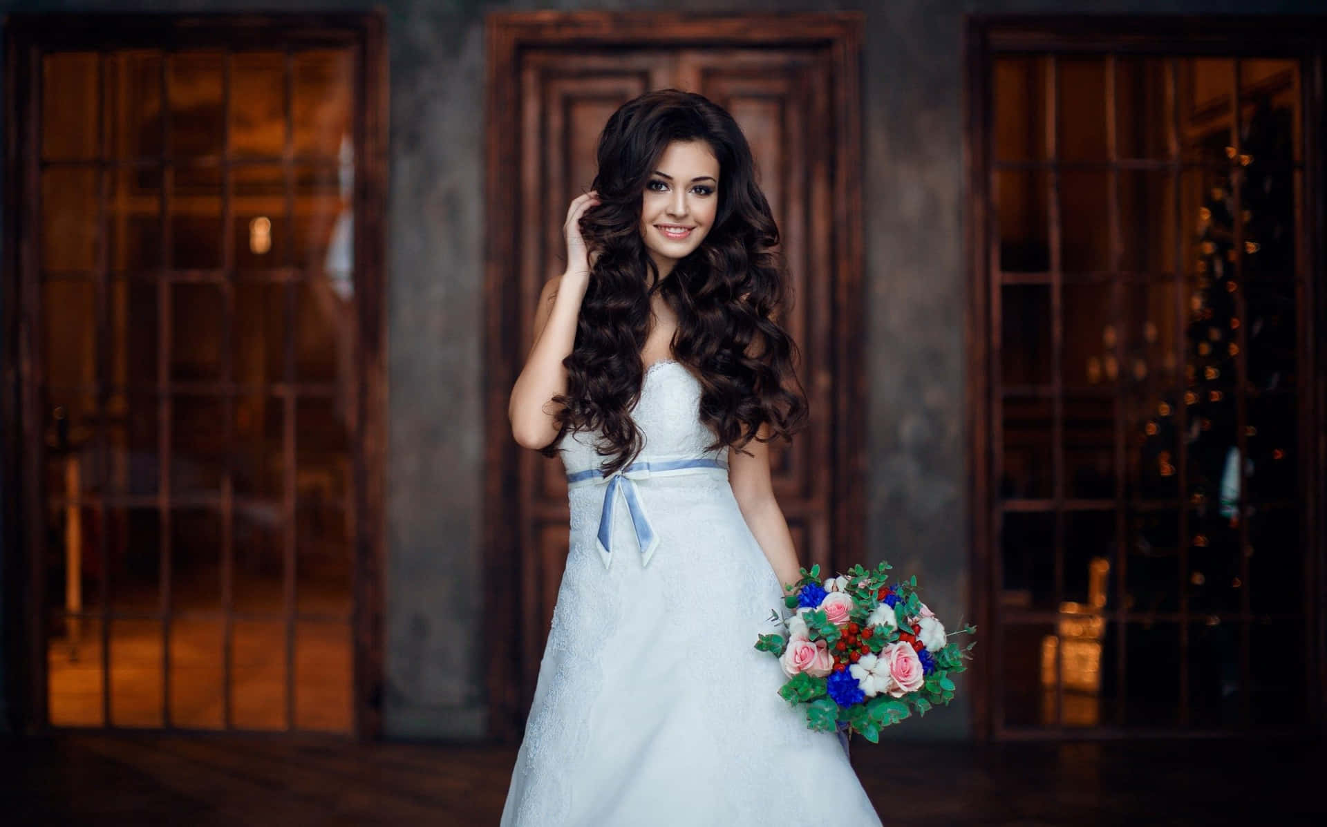 Elegant Bride Posing in a Stunning Wedding Dress