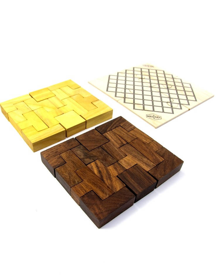 Bridgette Wooden Blocks Game Wallpaper