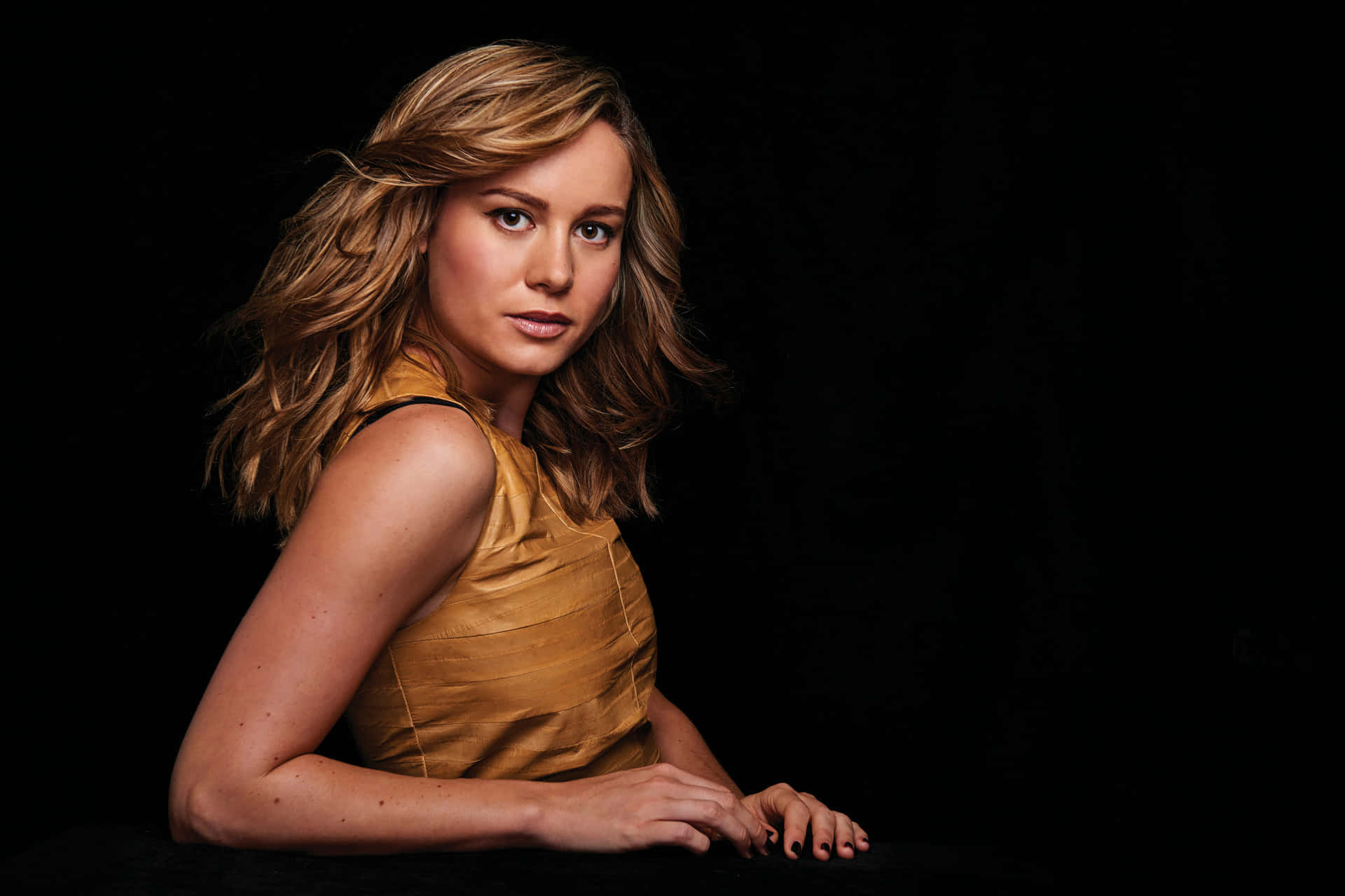 Brie Larson stunning in a photoshoot Wallpaper