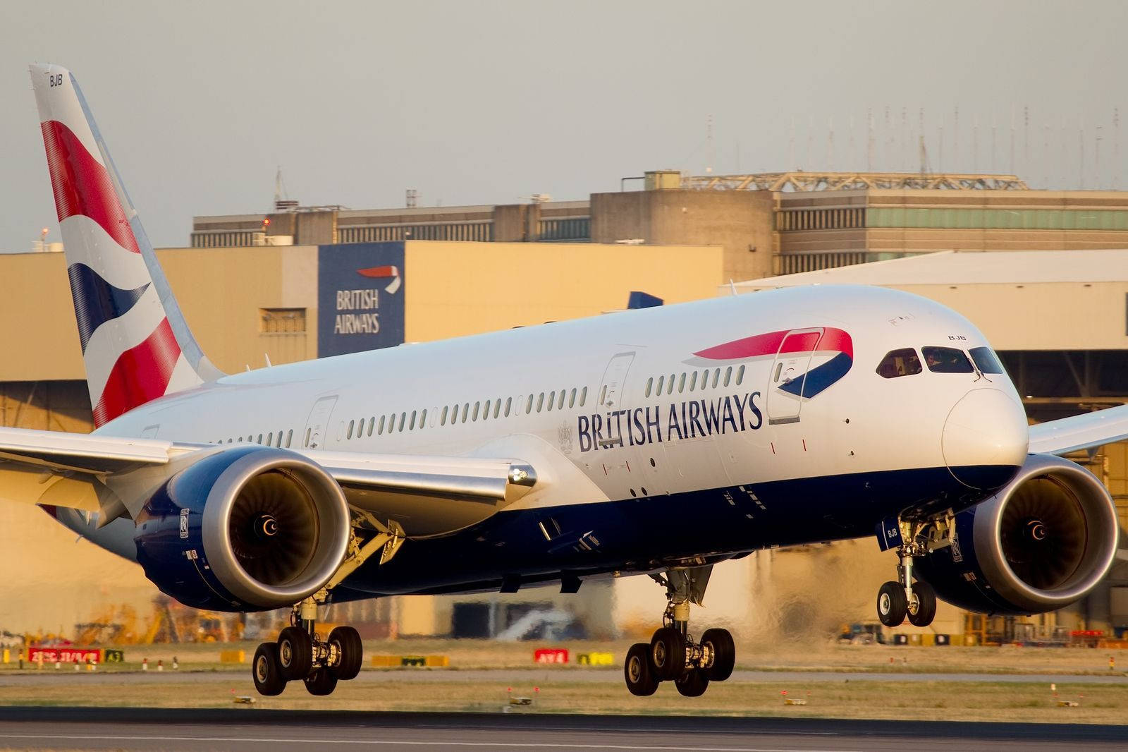 Britishairways Boeing 787-8 Dreamliner Decollo Sfondo