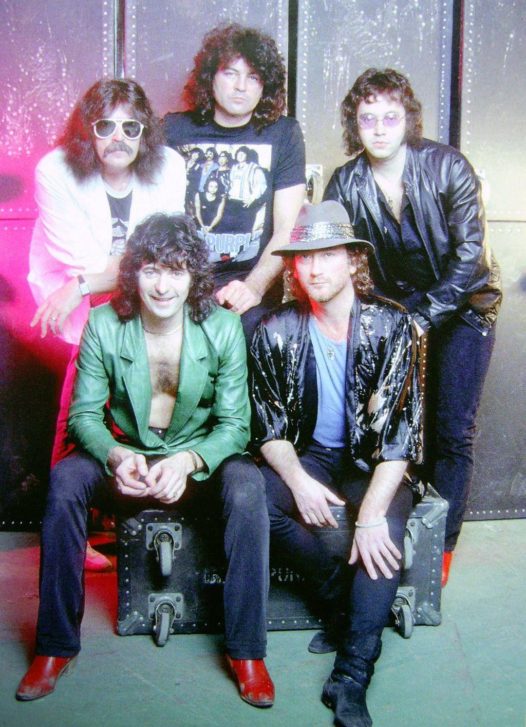British Rock And Roll Band Deep Purple Retro Shot Wallpaper
