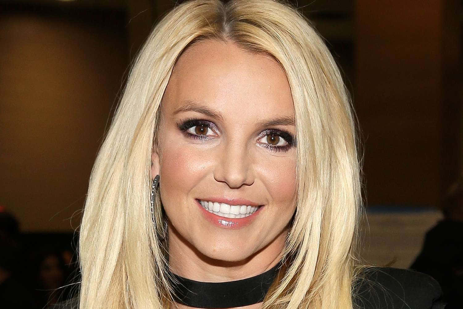 Iconapop Britney Spears