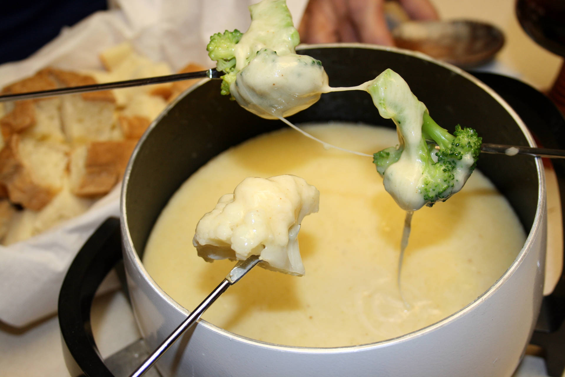 Broccolikäse-fondue Wallpaper