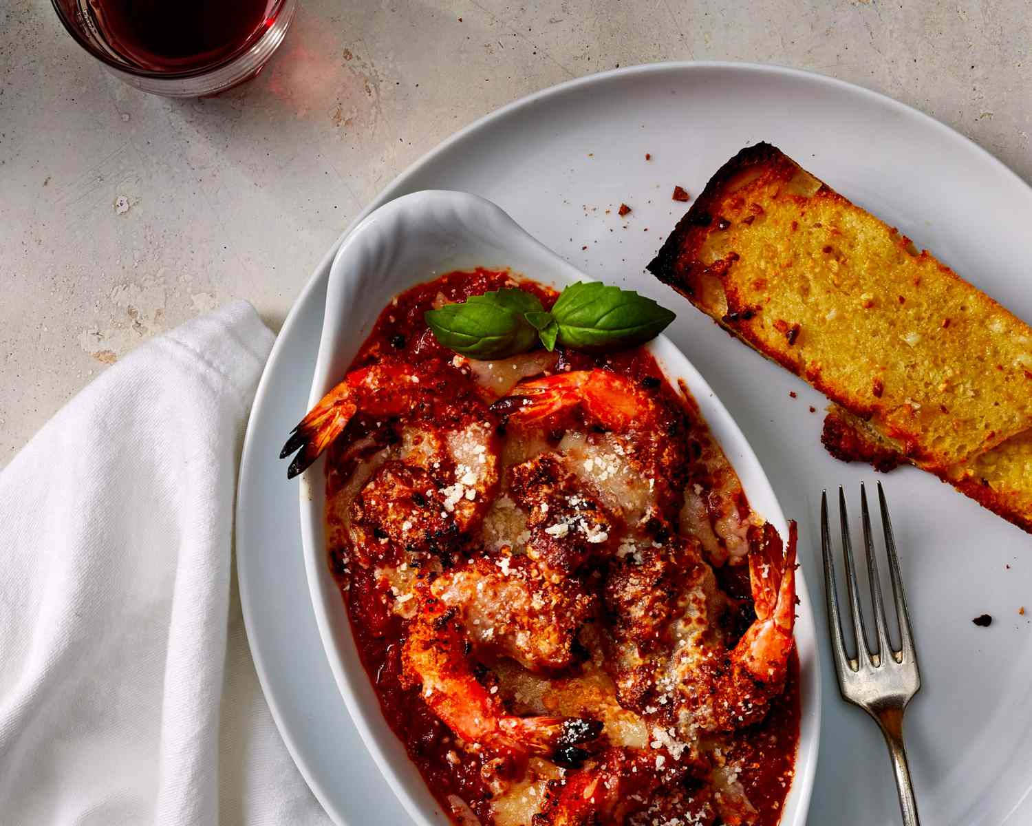 Delicious Broiled Shrimp Parmigiana with Garlic Bread Wallpaper