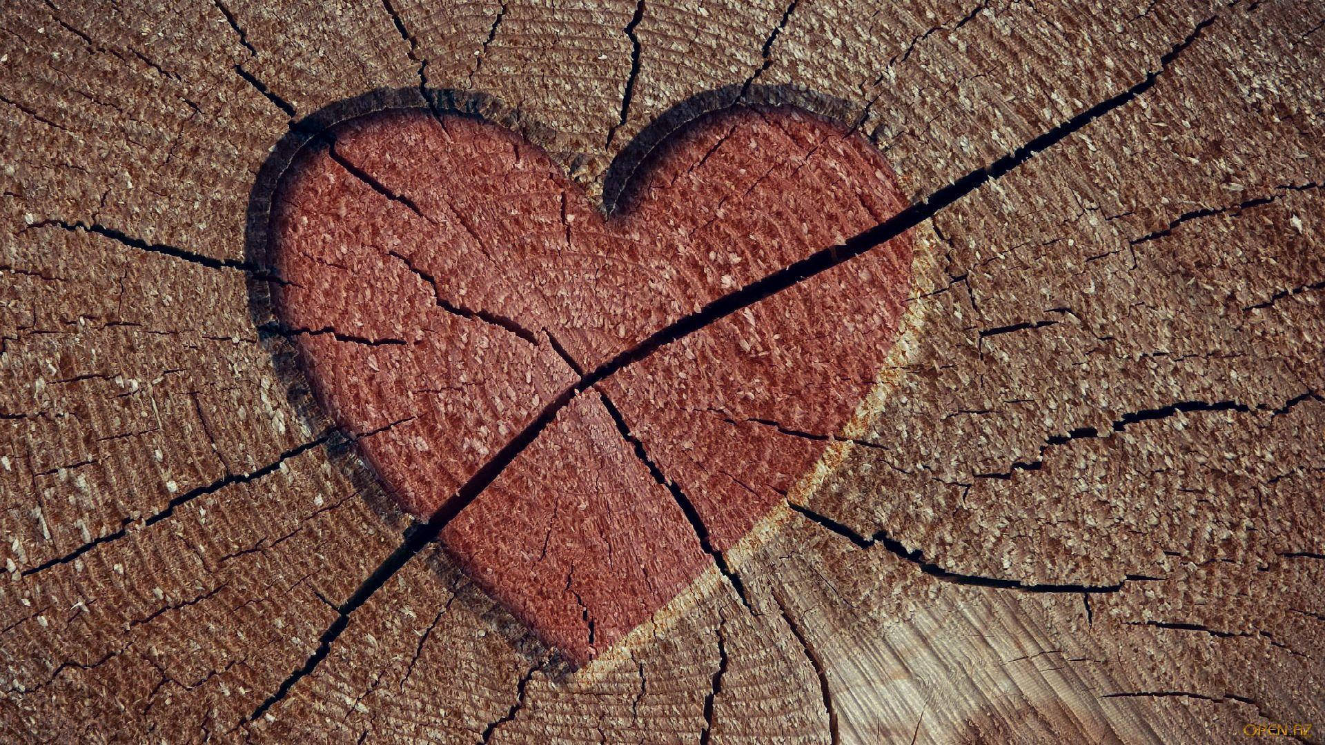 Broken Heart Artwork Wallpaper