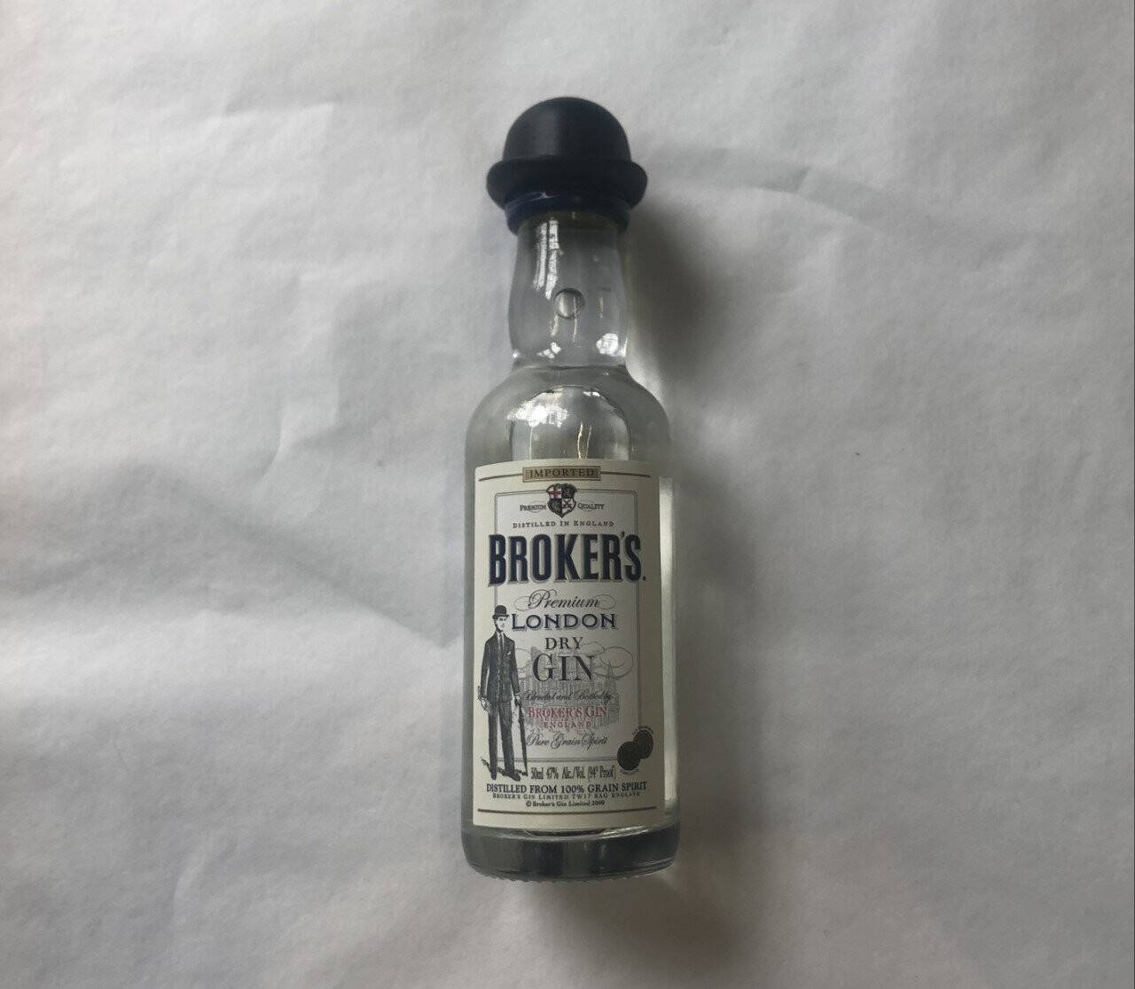 Brokers London Gin Small Size Wallpaper