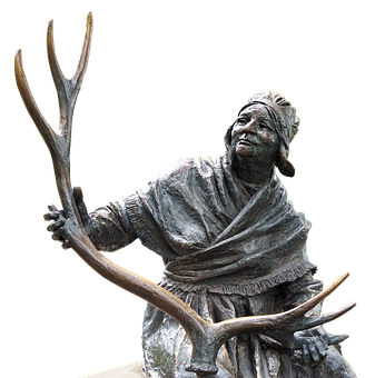 Bronze Statueof Indigenous Personwith Antlers PNG