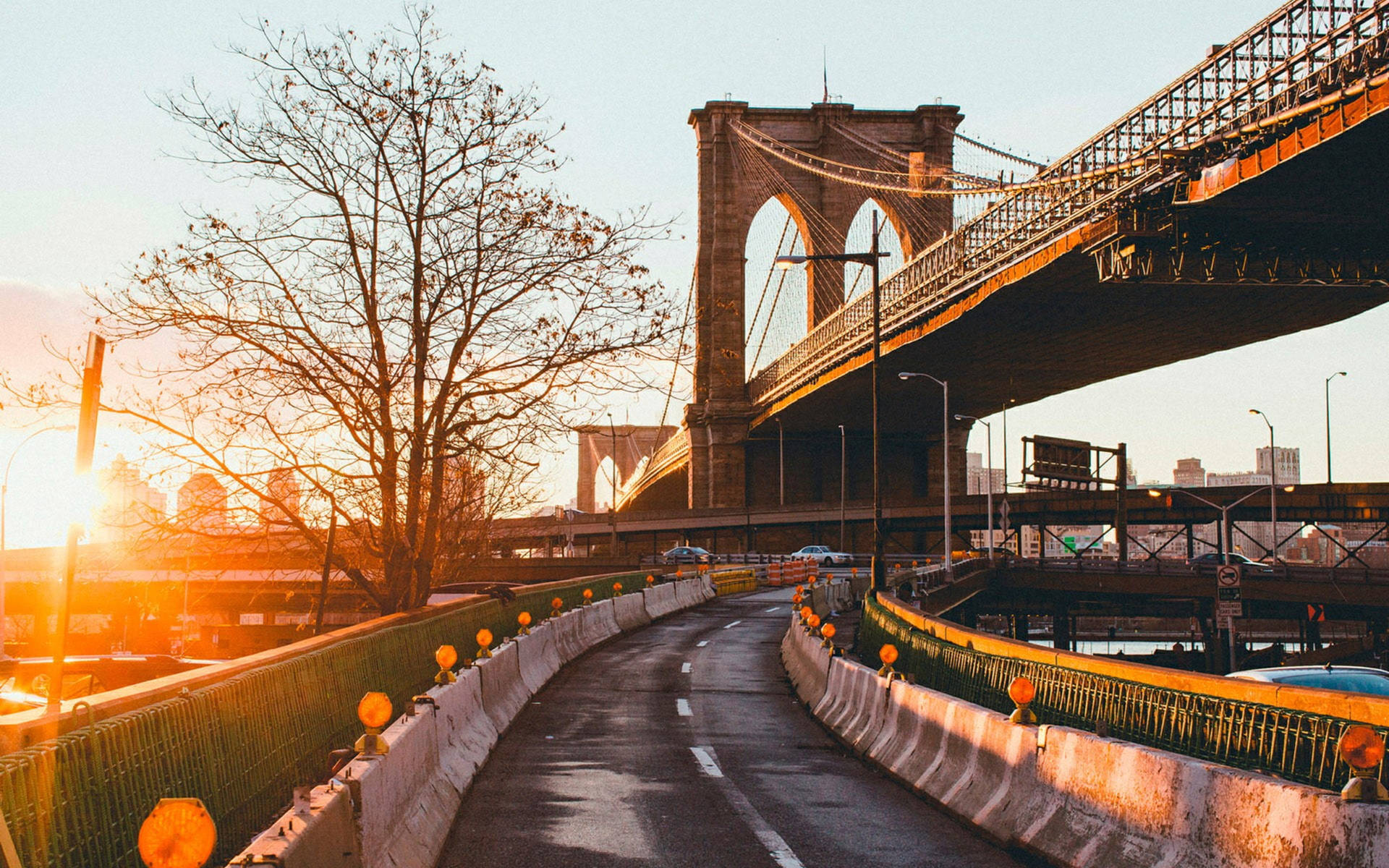 Brooklyn Bridge During Sunrise Wallpaper