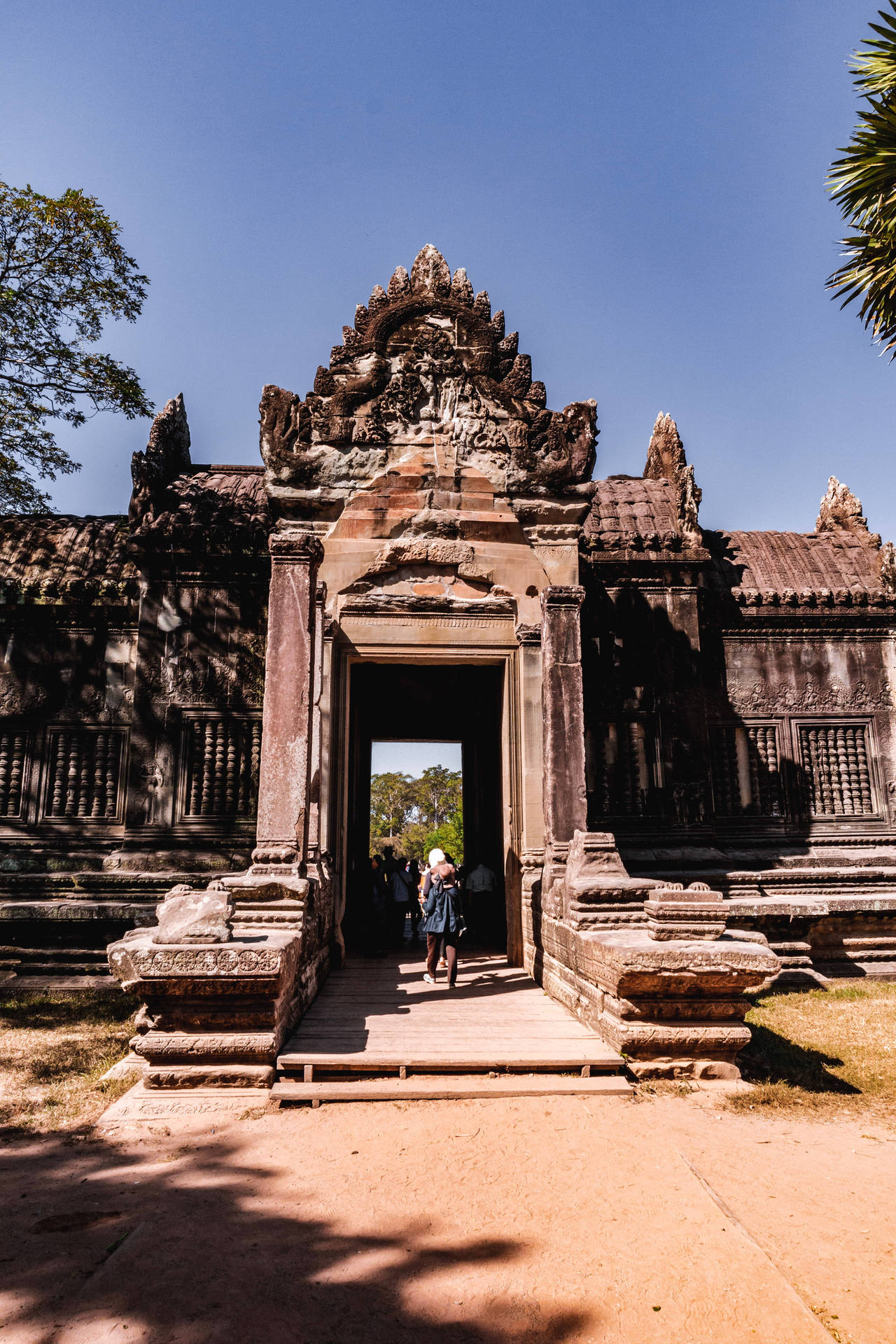 Braunesästhetisches Tor In Angkor Wat Wallpaper