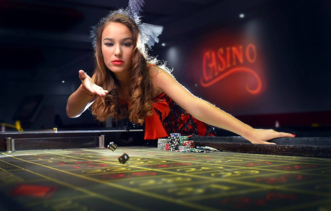 Brown-haired Woman Throwing Dices Baccarat Casino Wallpaper