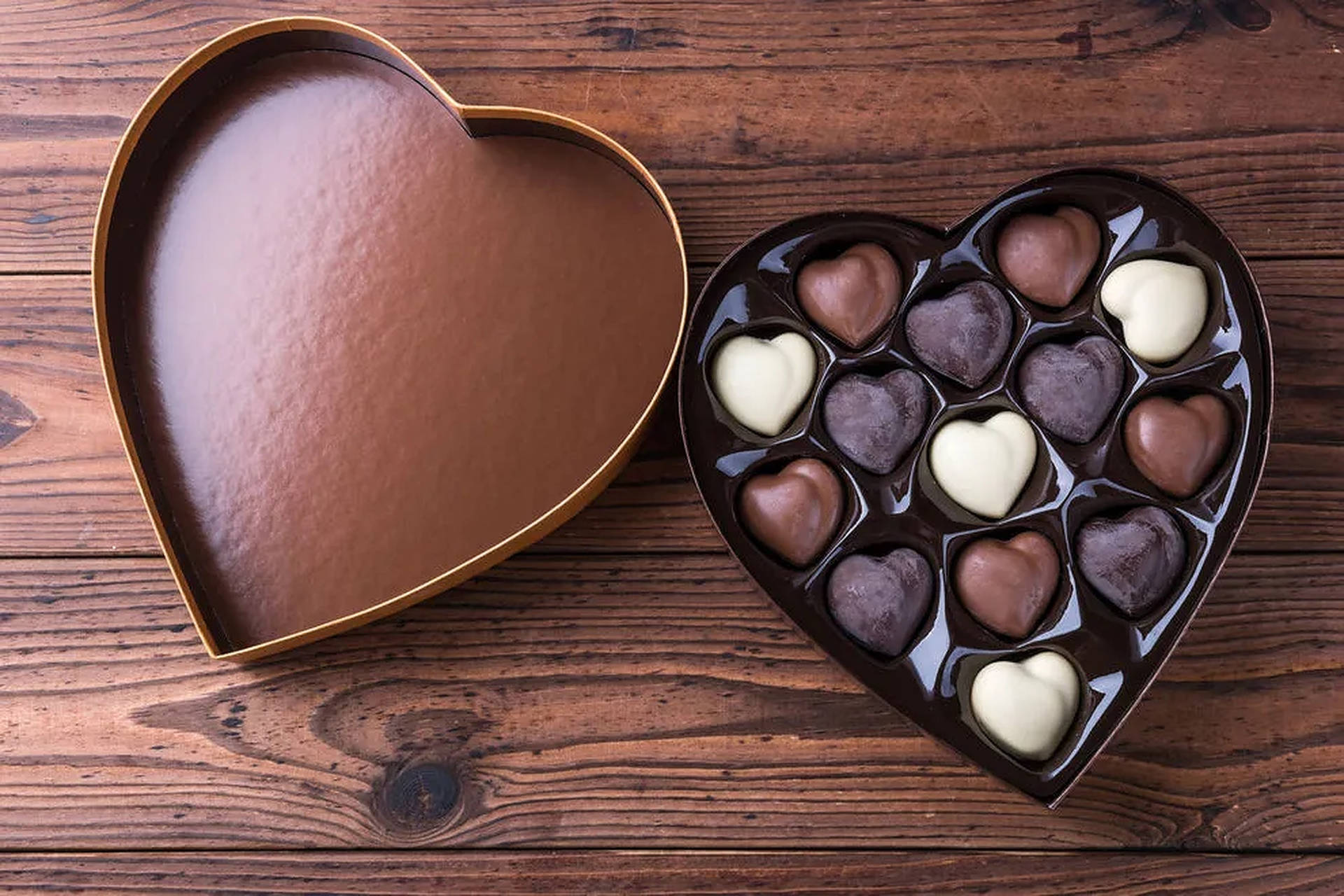 Brown Heart Chocolate Box Wallpaper