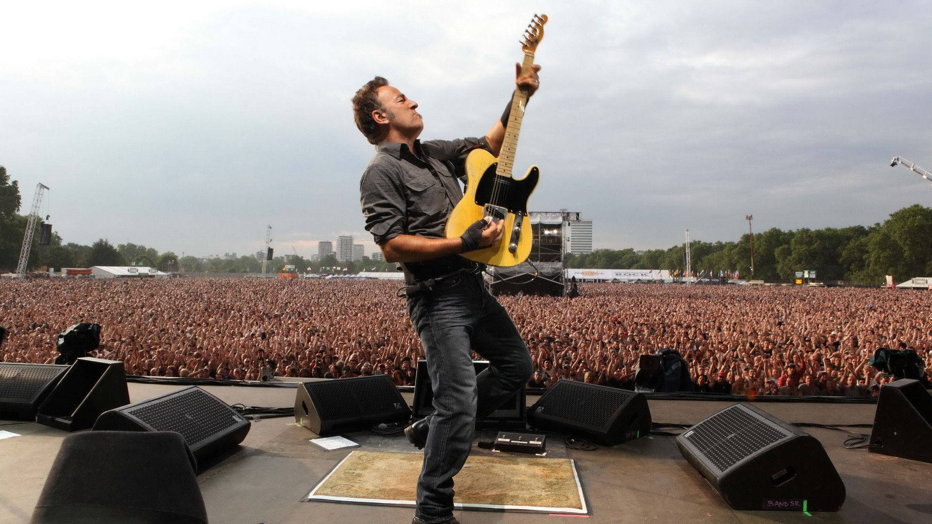 Conciertode Bruce Springsteen London Calling En Hyde Park. Fondo de pantalla