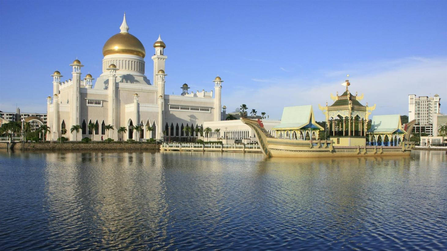 Mezquitaomar Ali Saifuddien De Brunéi Fondo de pantalla