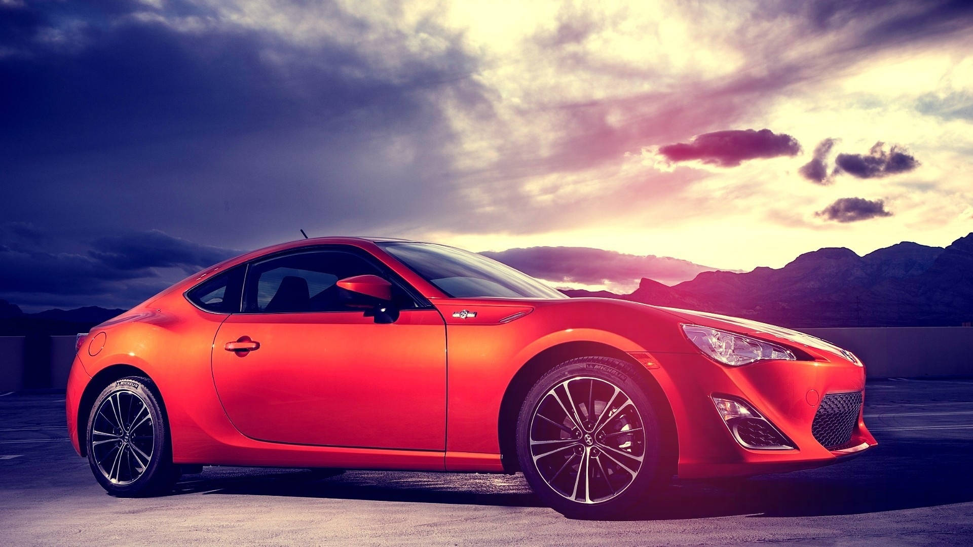 Brz On A Cloudy Day Wallpaper