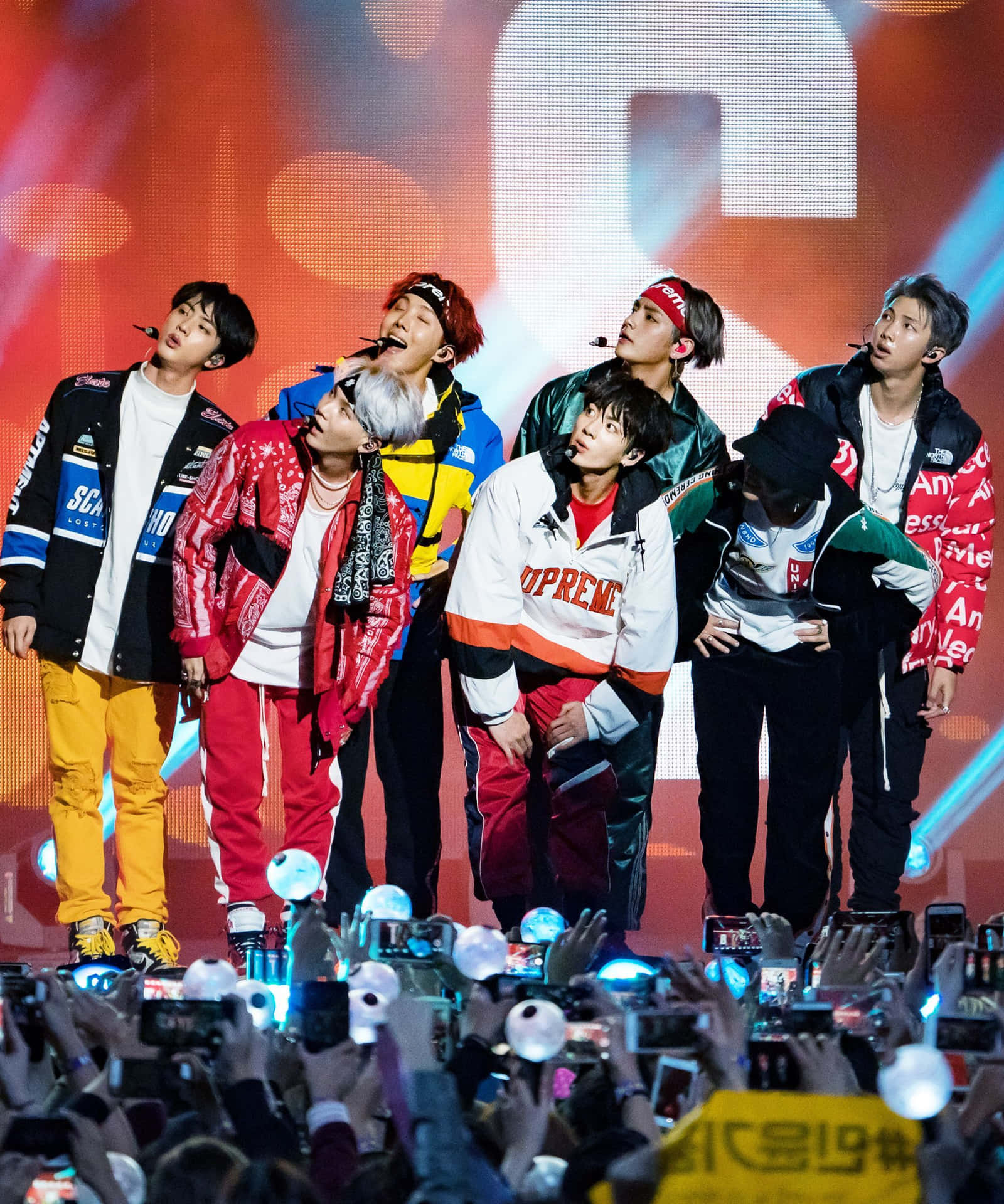 BTS Live: Unforgettable Concert Moments Wallpaper