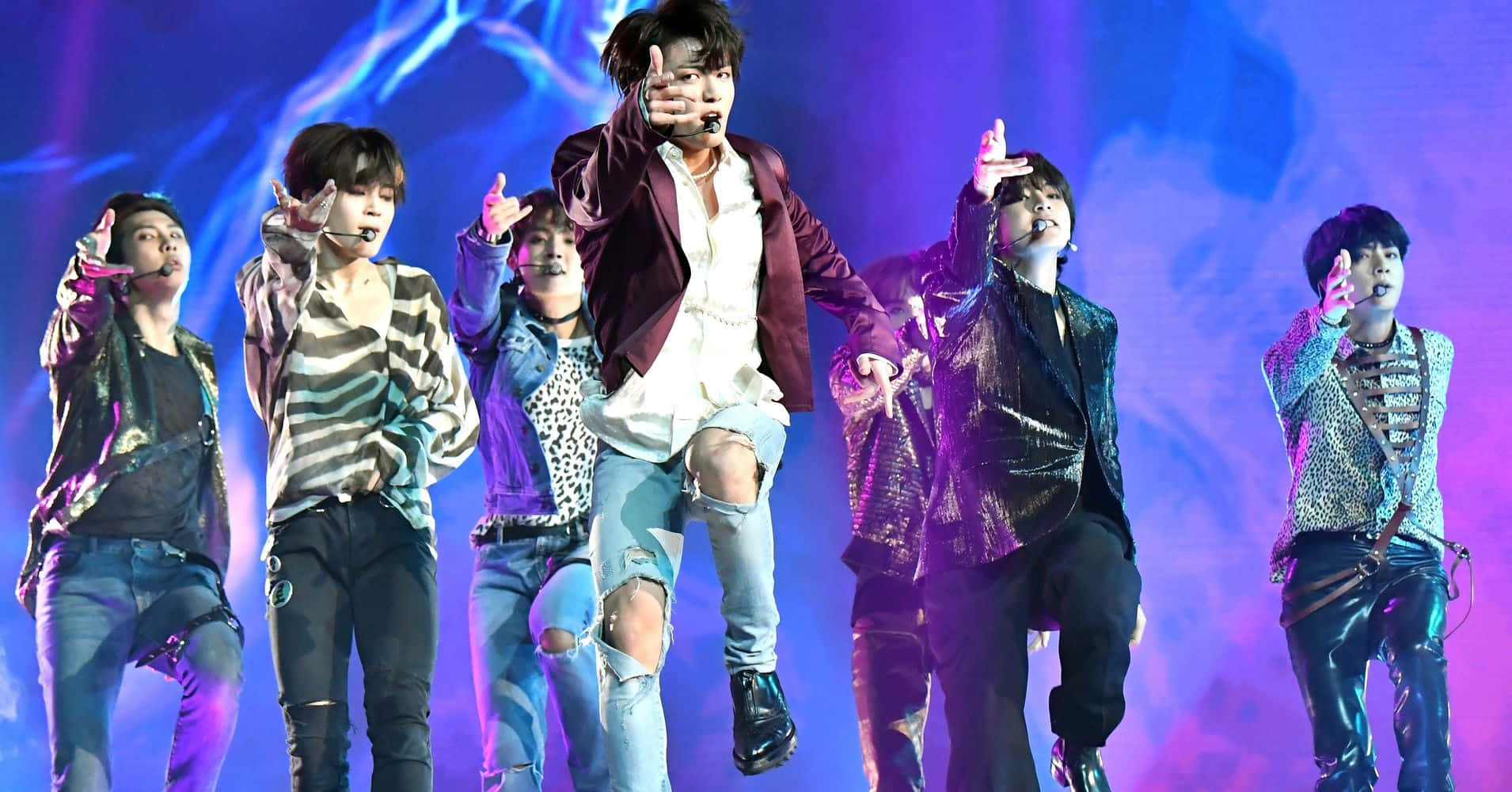 Captivating BTS Performance Wallpaper