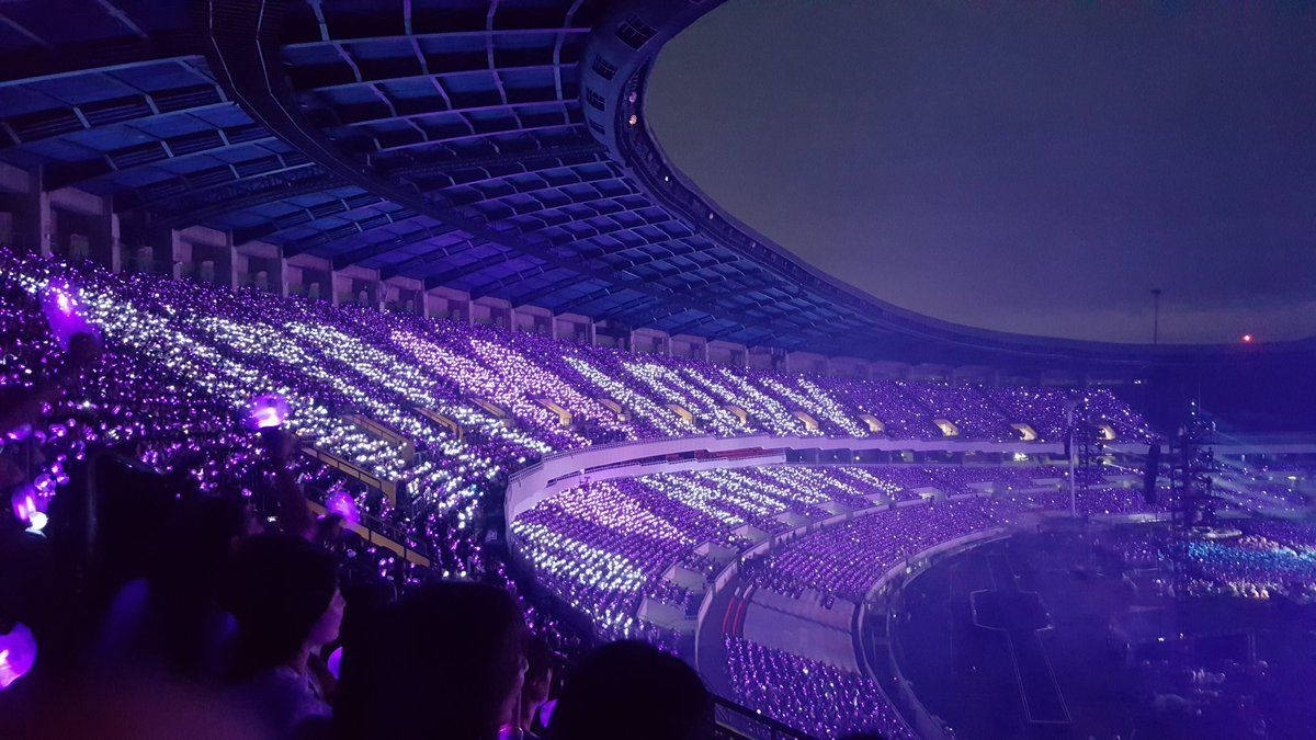 BTS Purple Concert Aesthetic Wallpaper