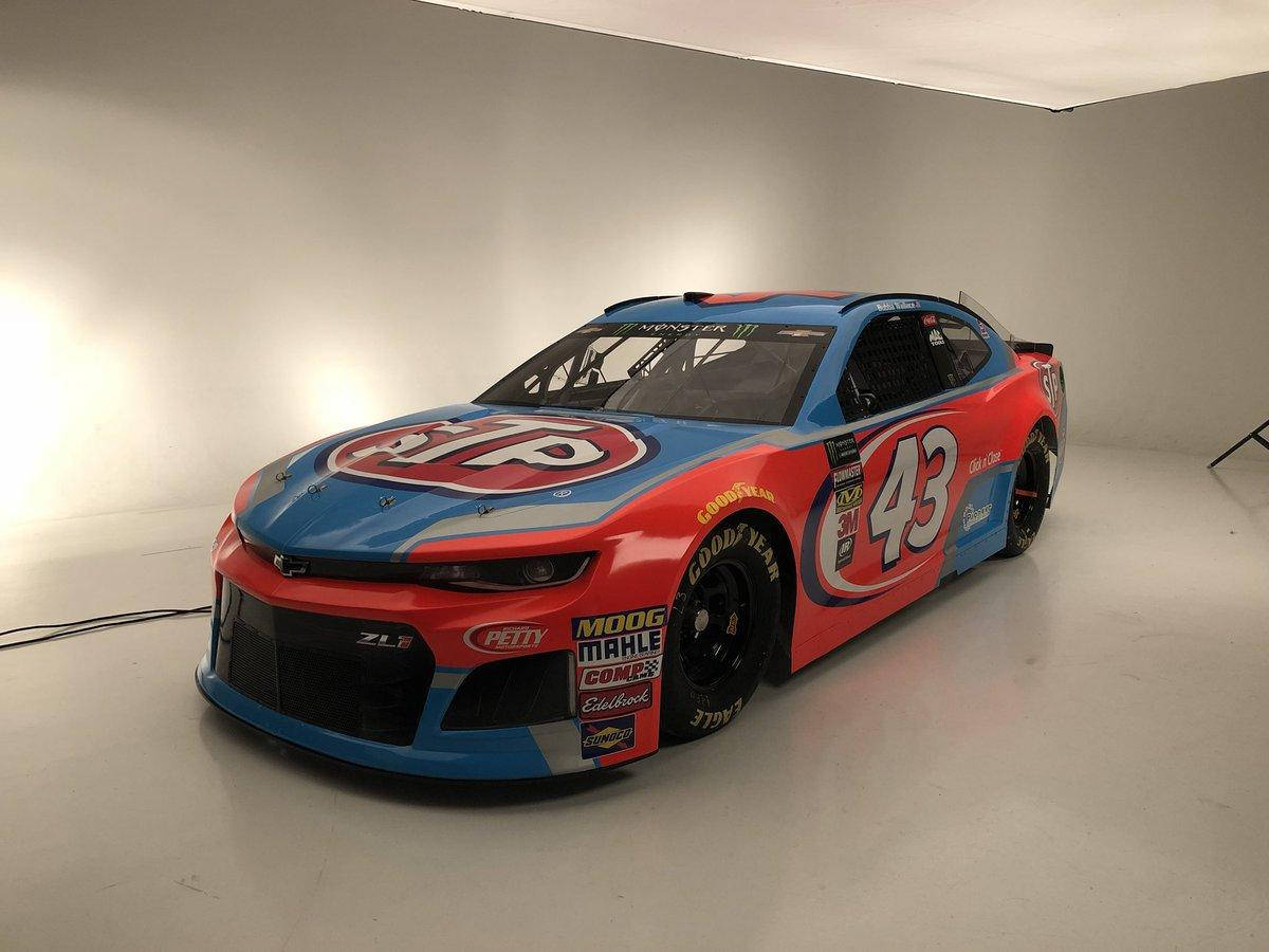 Bubba Wallace Red Blue Chevrolet Wallpaper