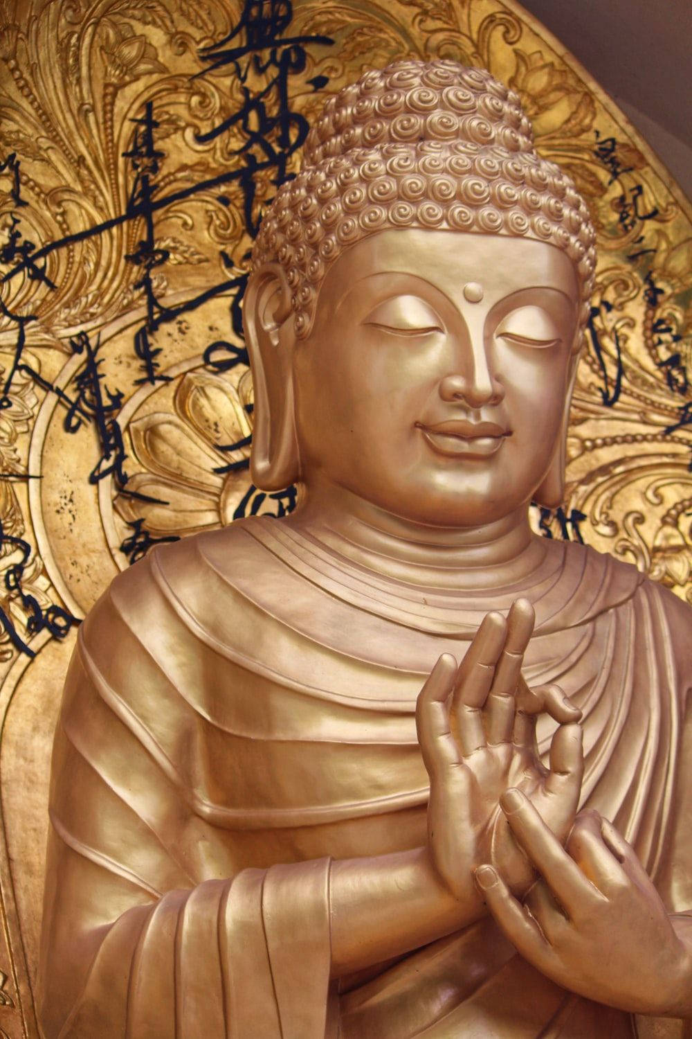 Buddha 3d Exquisite Golden Statue Picture