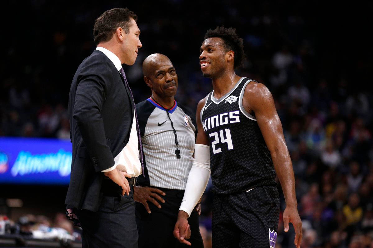 Buddy Hield With Coach And Referee Wallpaper