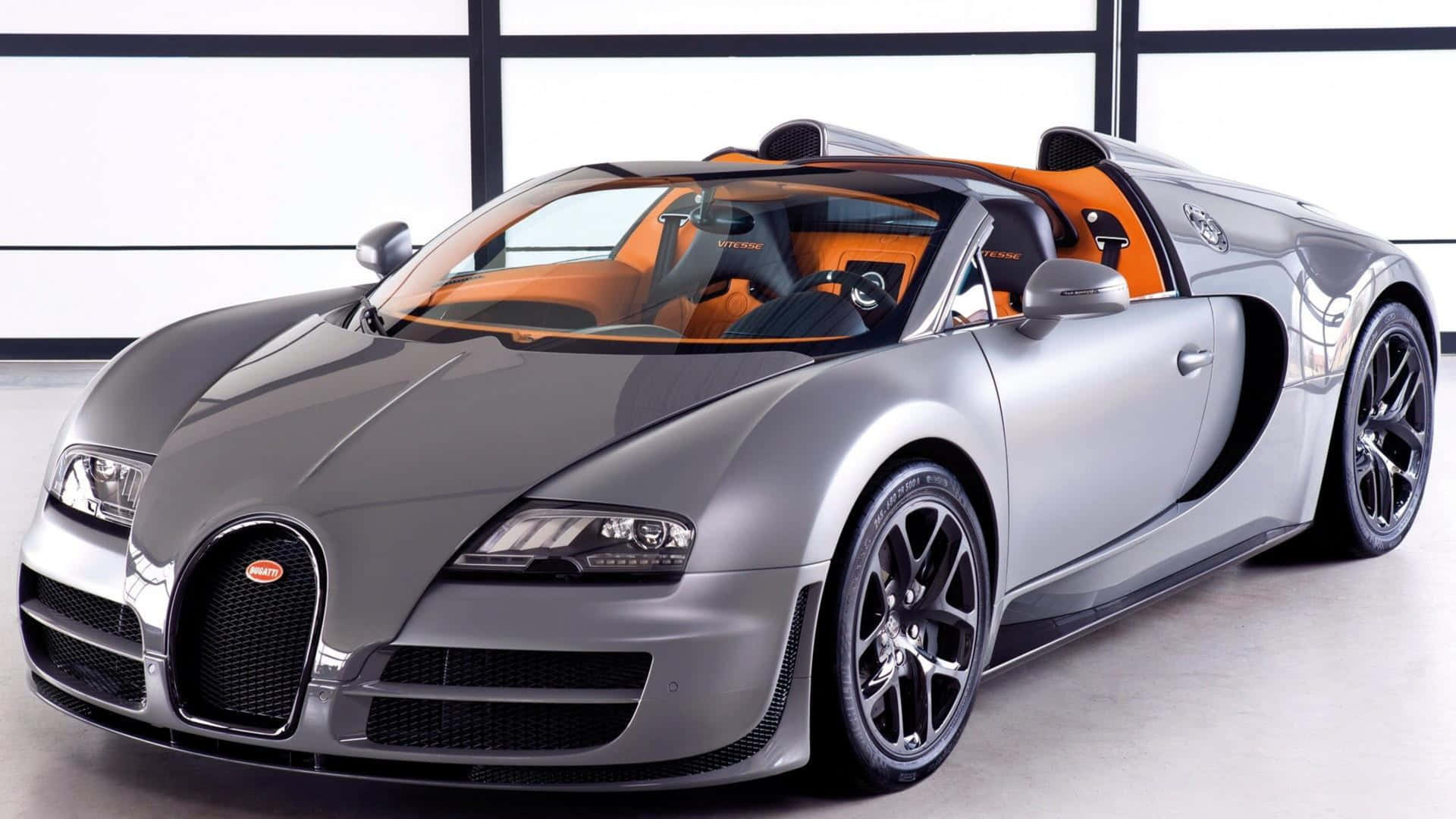 Fondode Pantalla De Bugatti Gris En 4k Para La Pantalla De Bloqueo Del Iphone. Fondo de pantalla