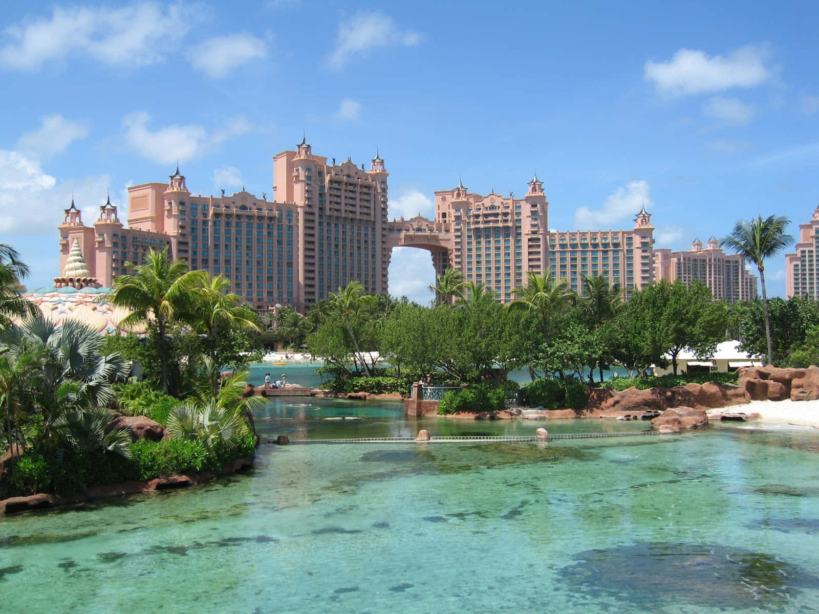 Buildings Within Atlantis Resort Wallpaper