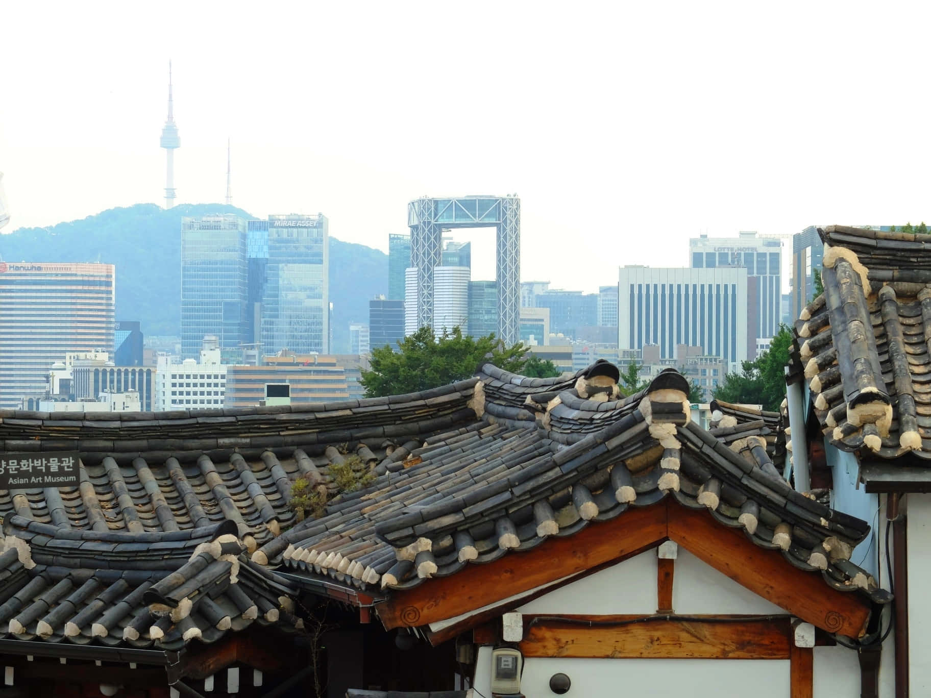 Bukchon Hanok Village Contrast Seoul Wallpaper