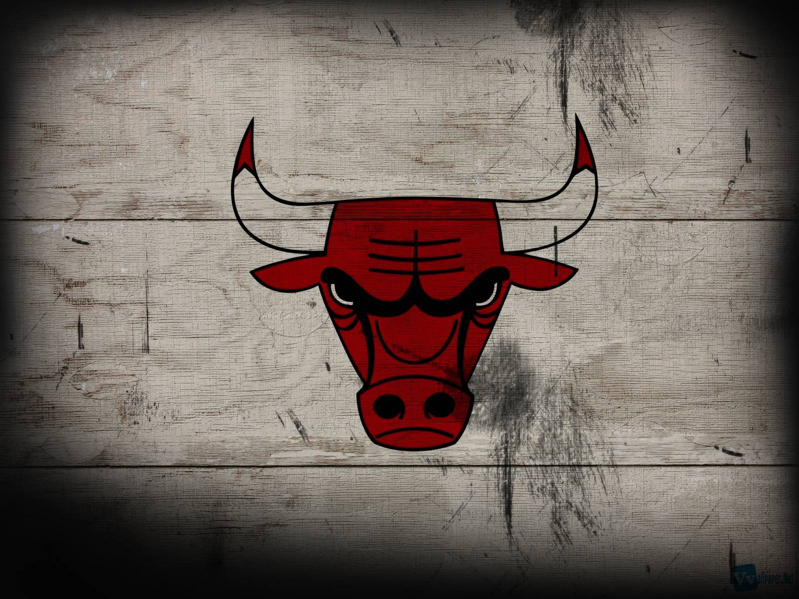 Bulls Logo On Crate Wallpaper