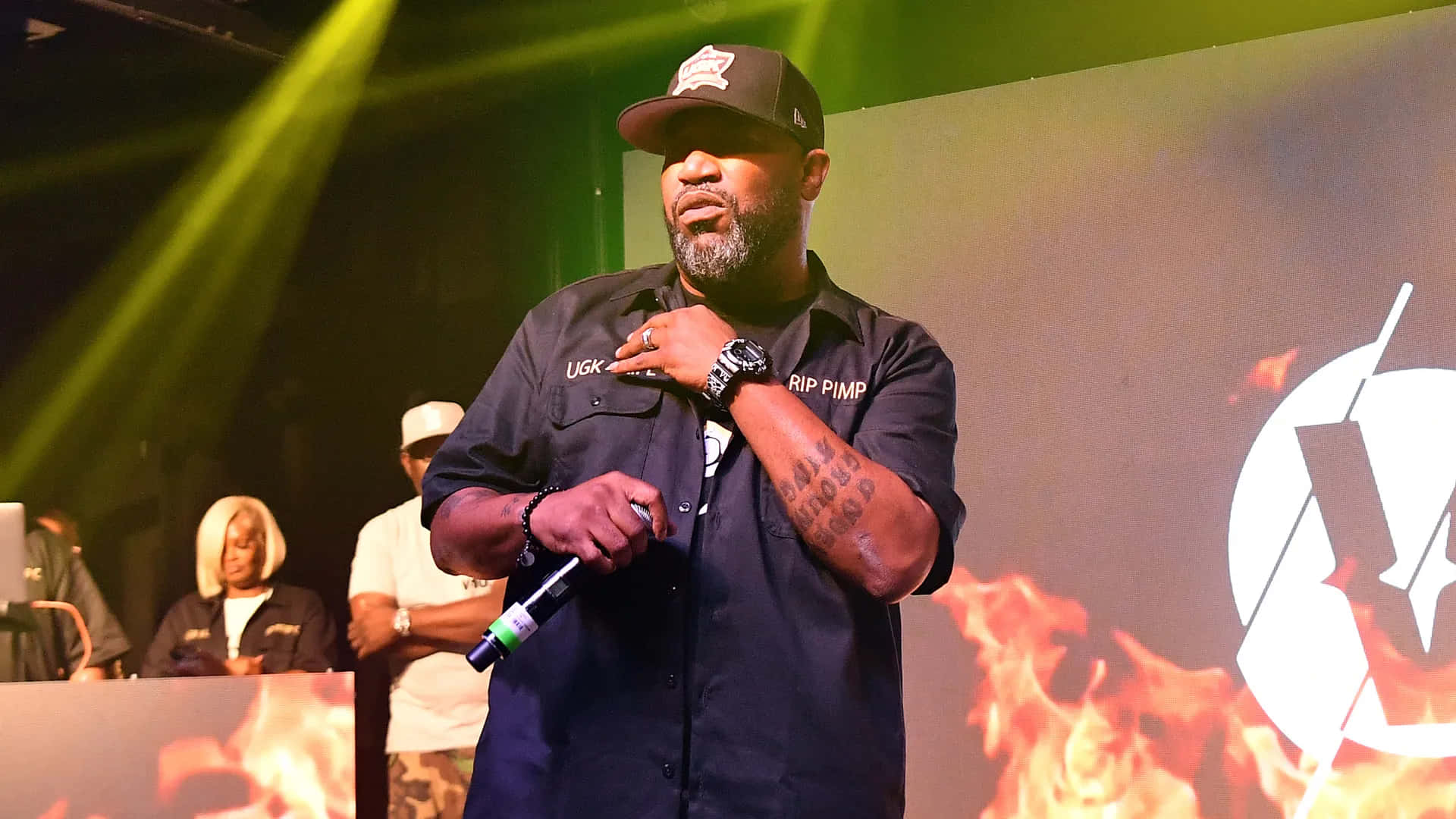 Bun B Performingon Stage Wallpaper