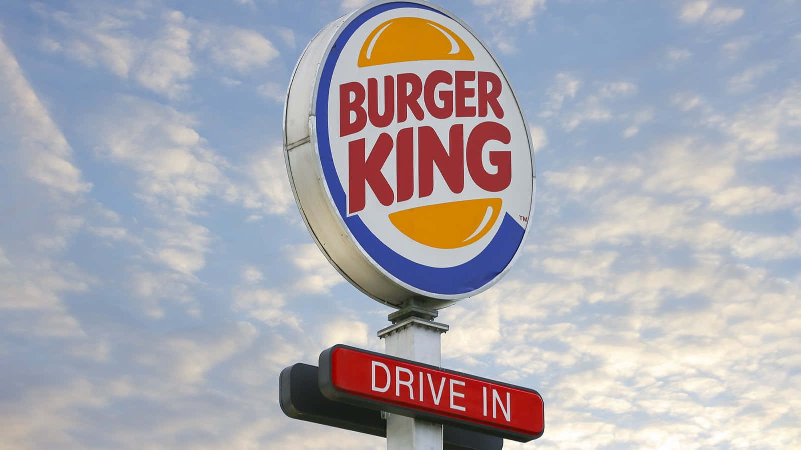 Feel the taste of the King at Burger King!