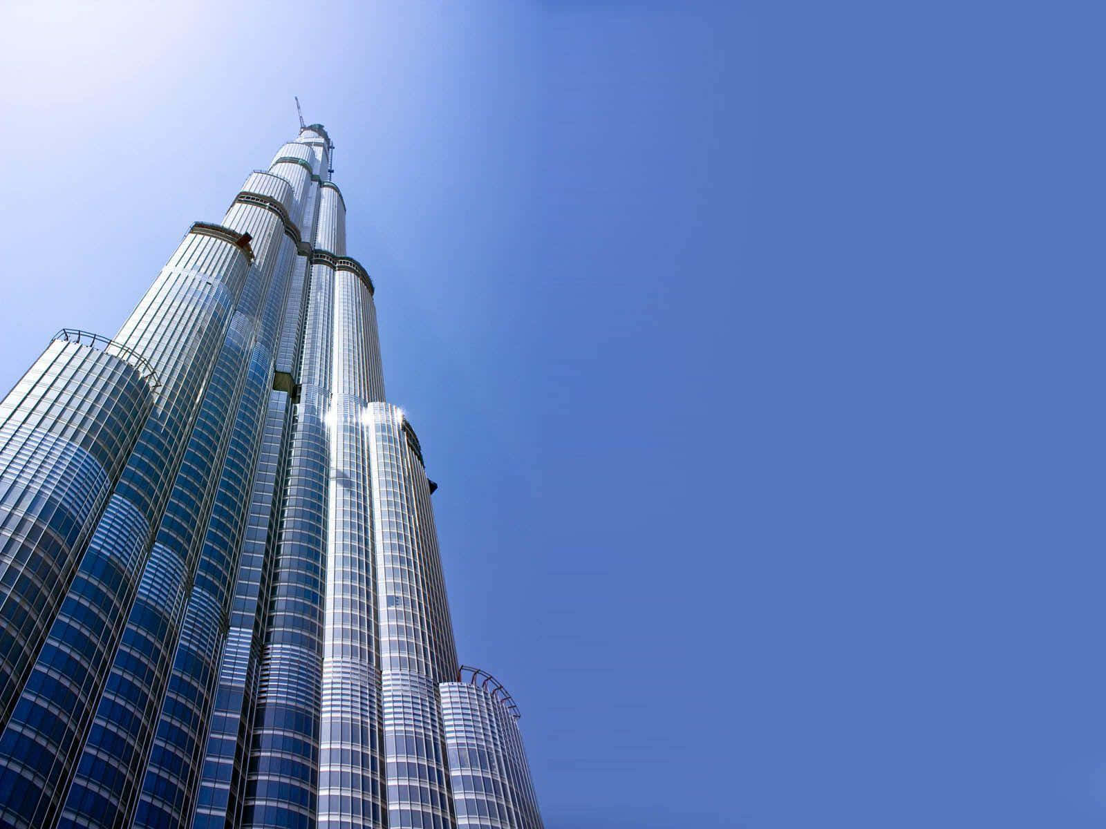 Majestic Burj Khalifa piercing the sky