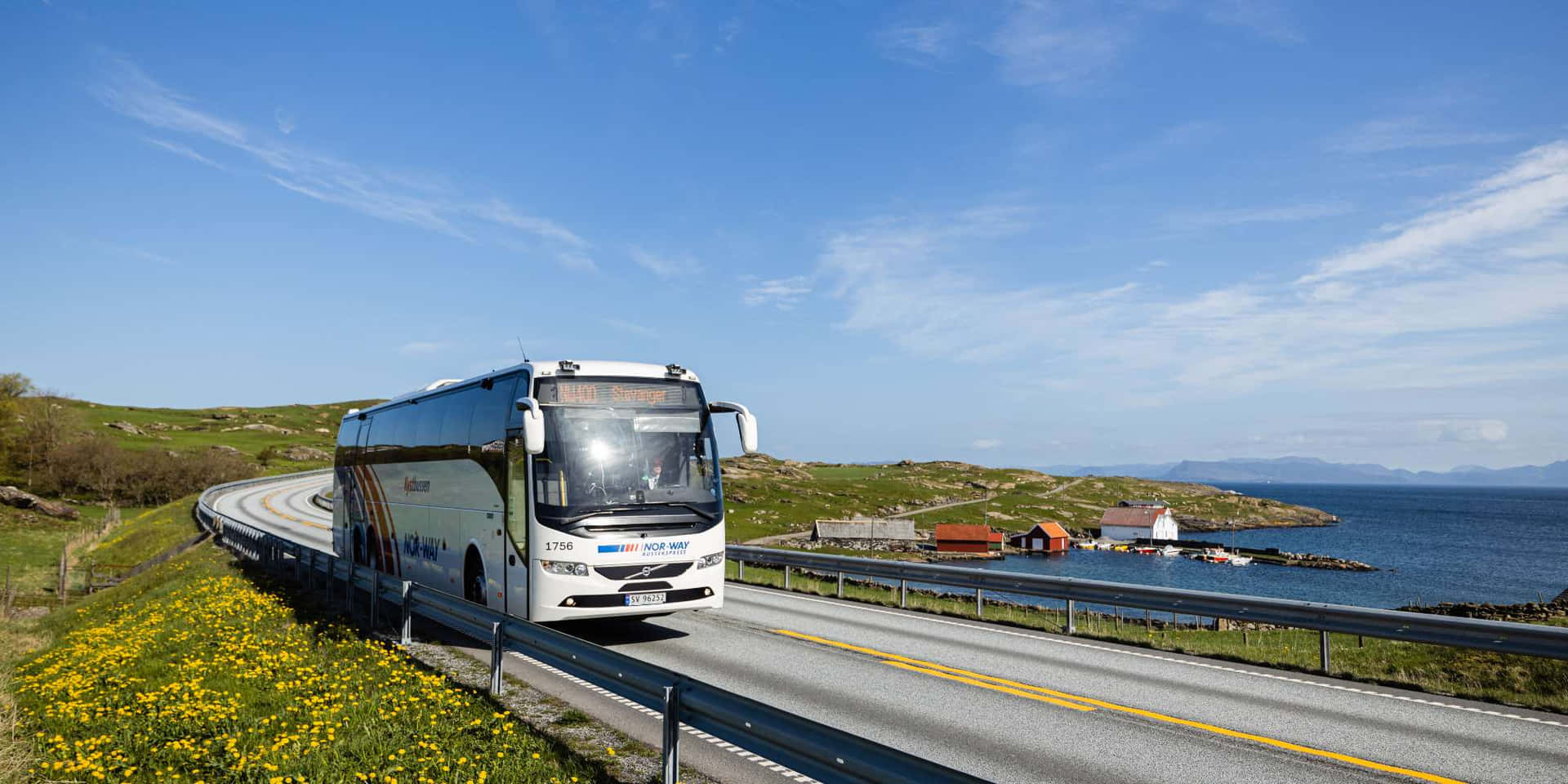 Imágenesde Autobuses En Carreteras Costeras